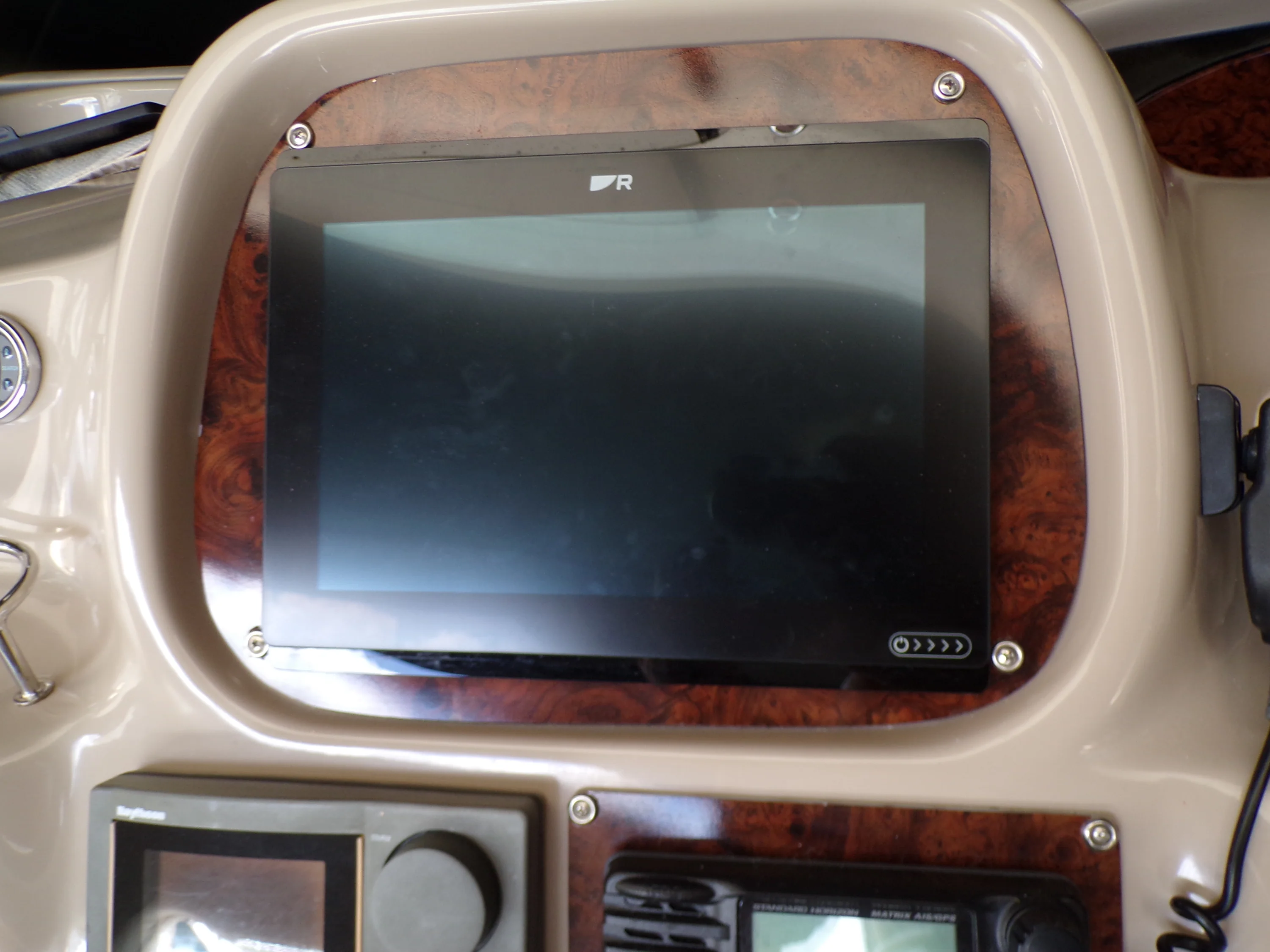 2000 Sea Ray 410 EXPRESS Image Thumbnail #27