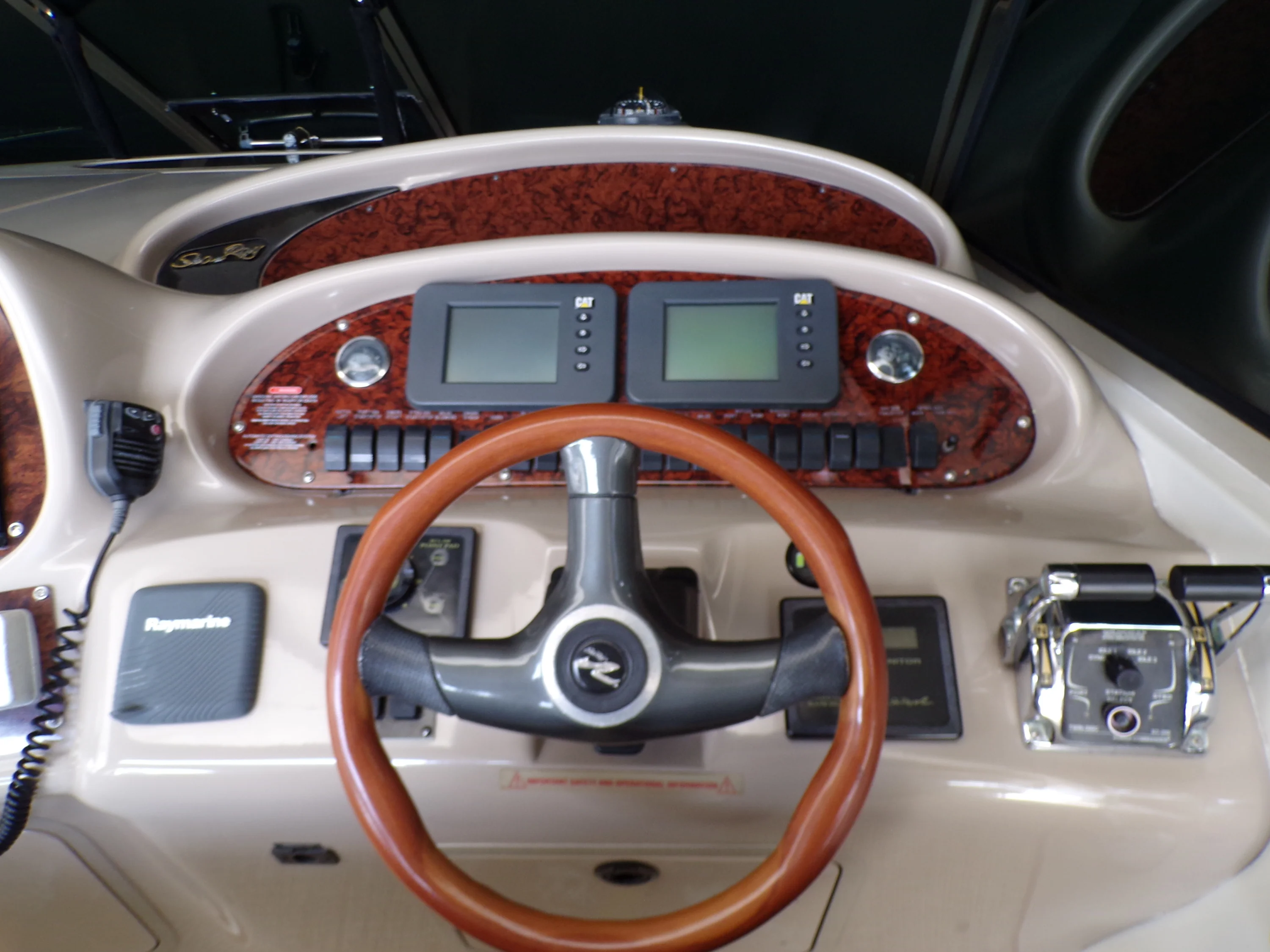 2000 Sea Ray 410 EXPRESS Image Thumbnail #19