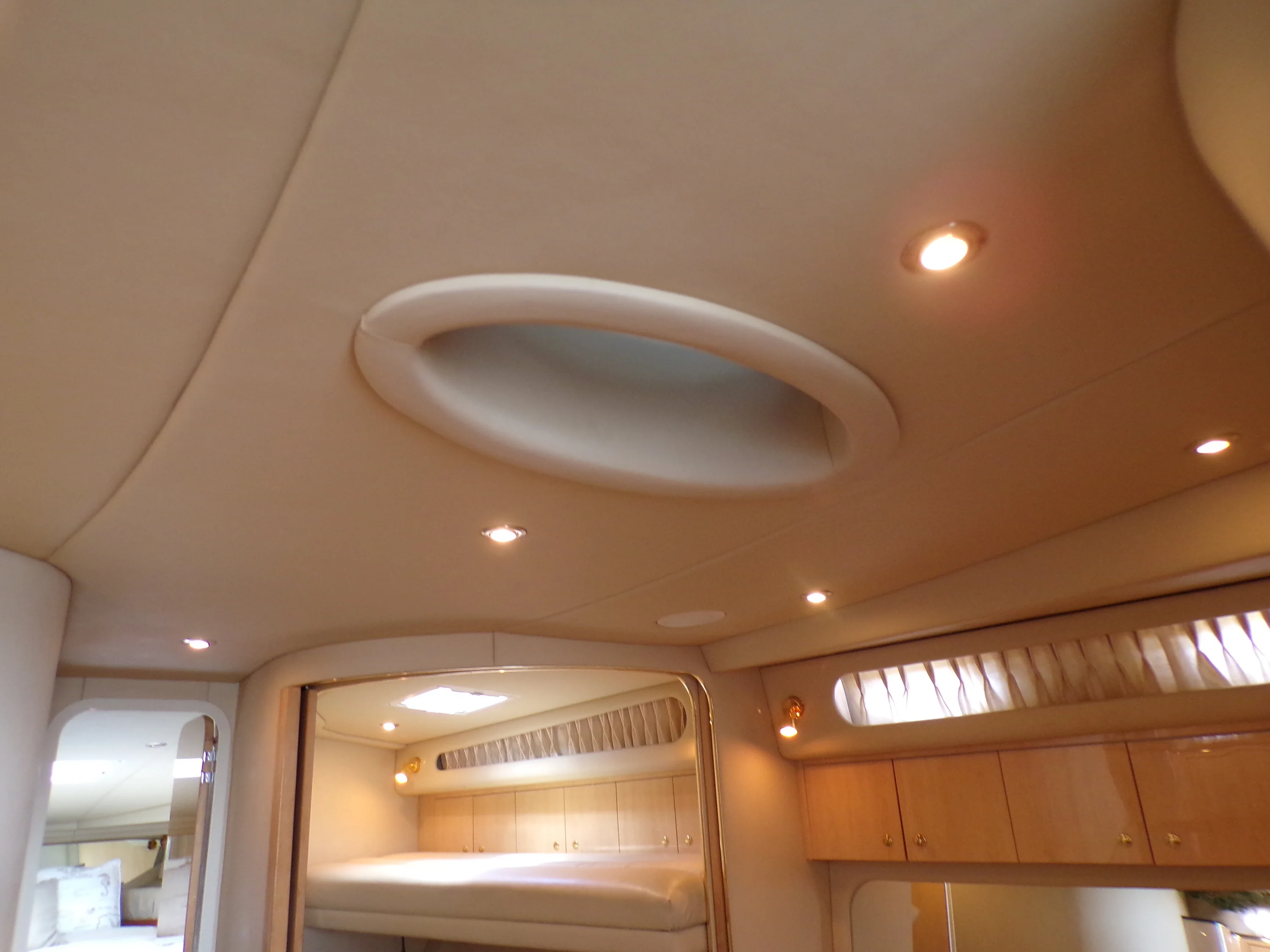 2000 Sea Ray 410 EXPRESS Image Thumbnail #61