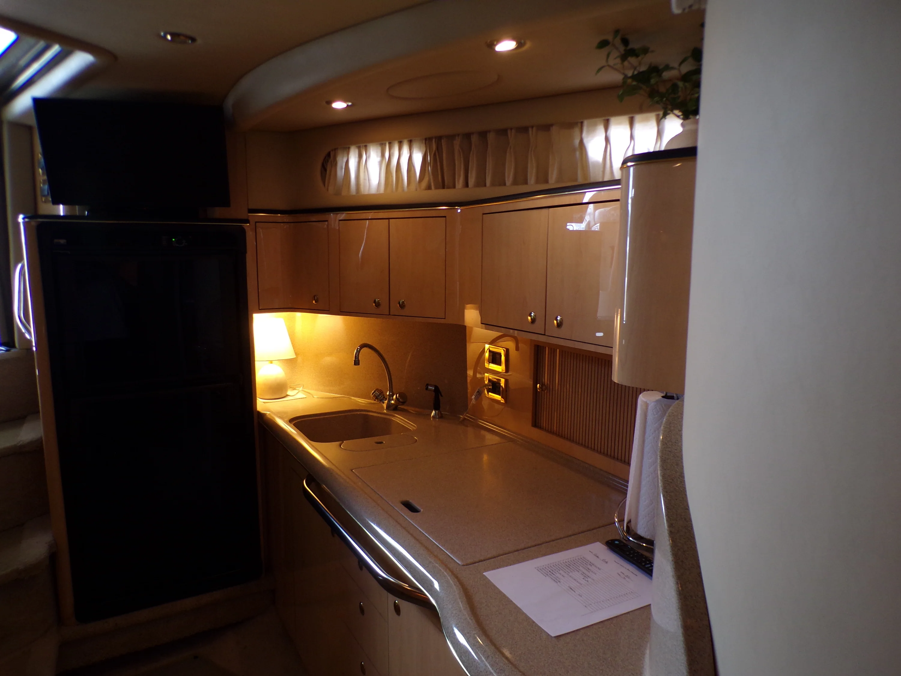 2000 Sea Ray 410 EXPRESS Image Thumbnail #60