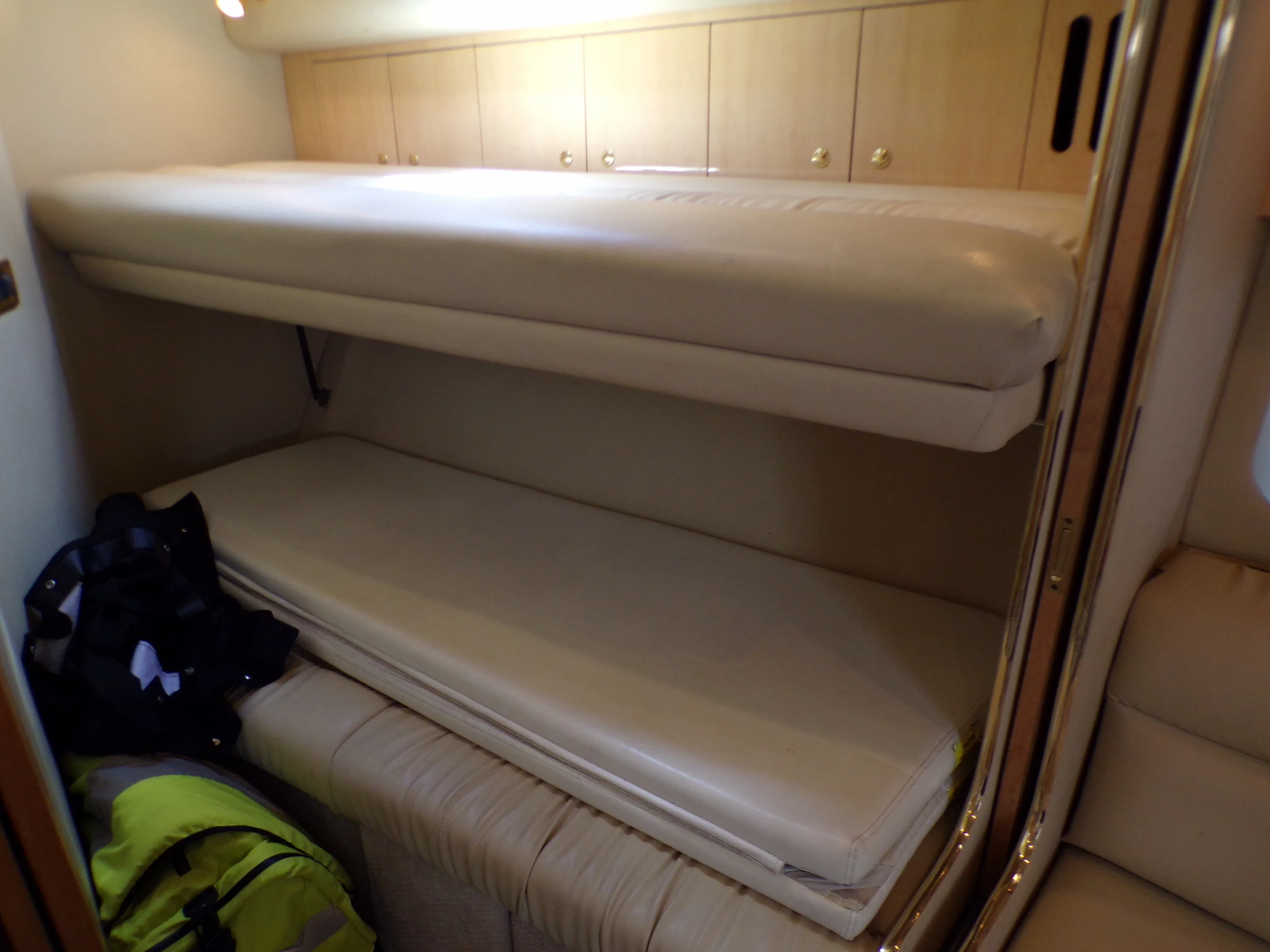 2000 Sea Ray 410 EXPRESS Image Thumbnail #43