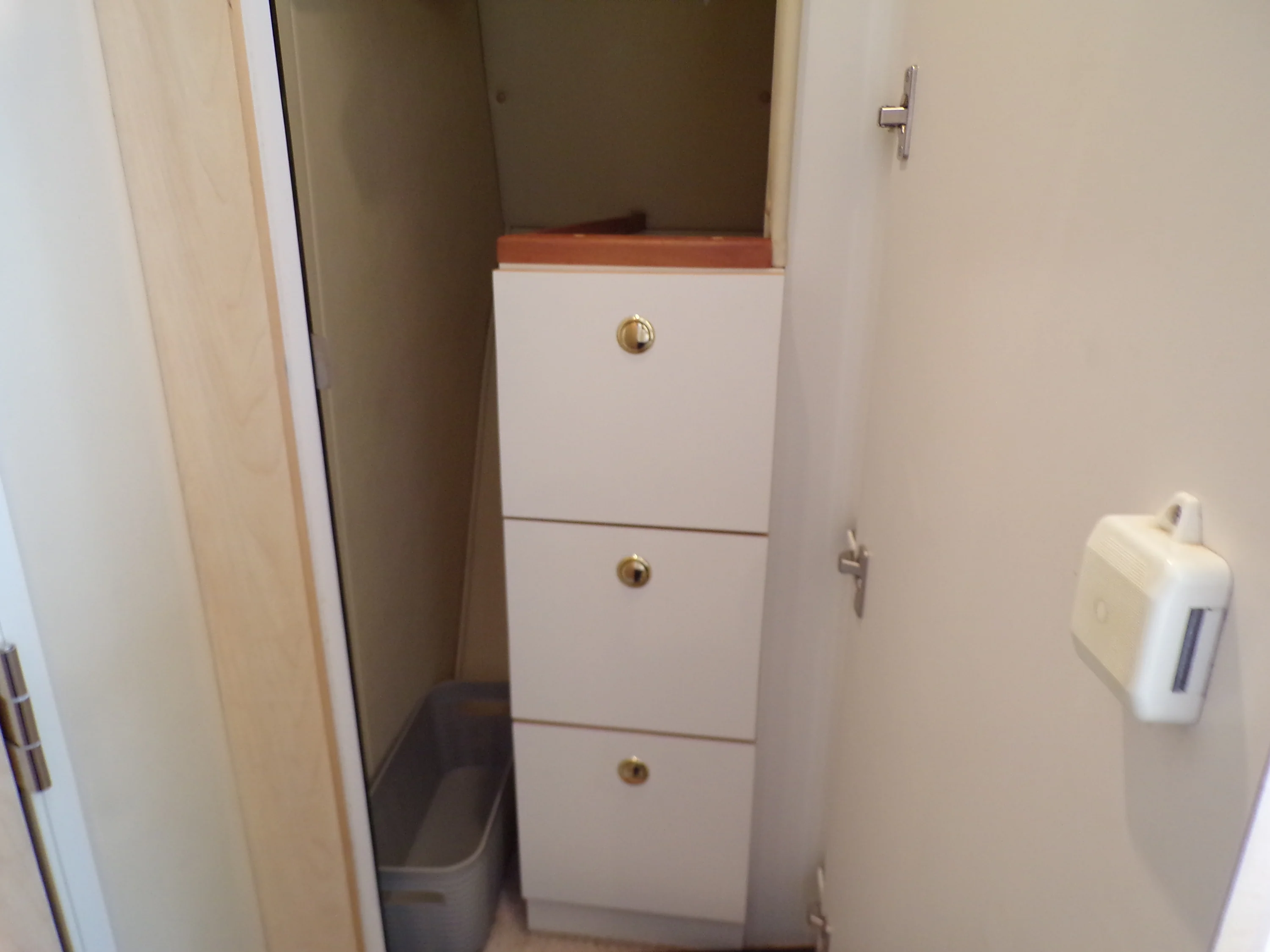 2000 Sea Ray 410 EXPRESS Image Thumbnail #57