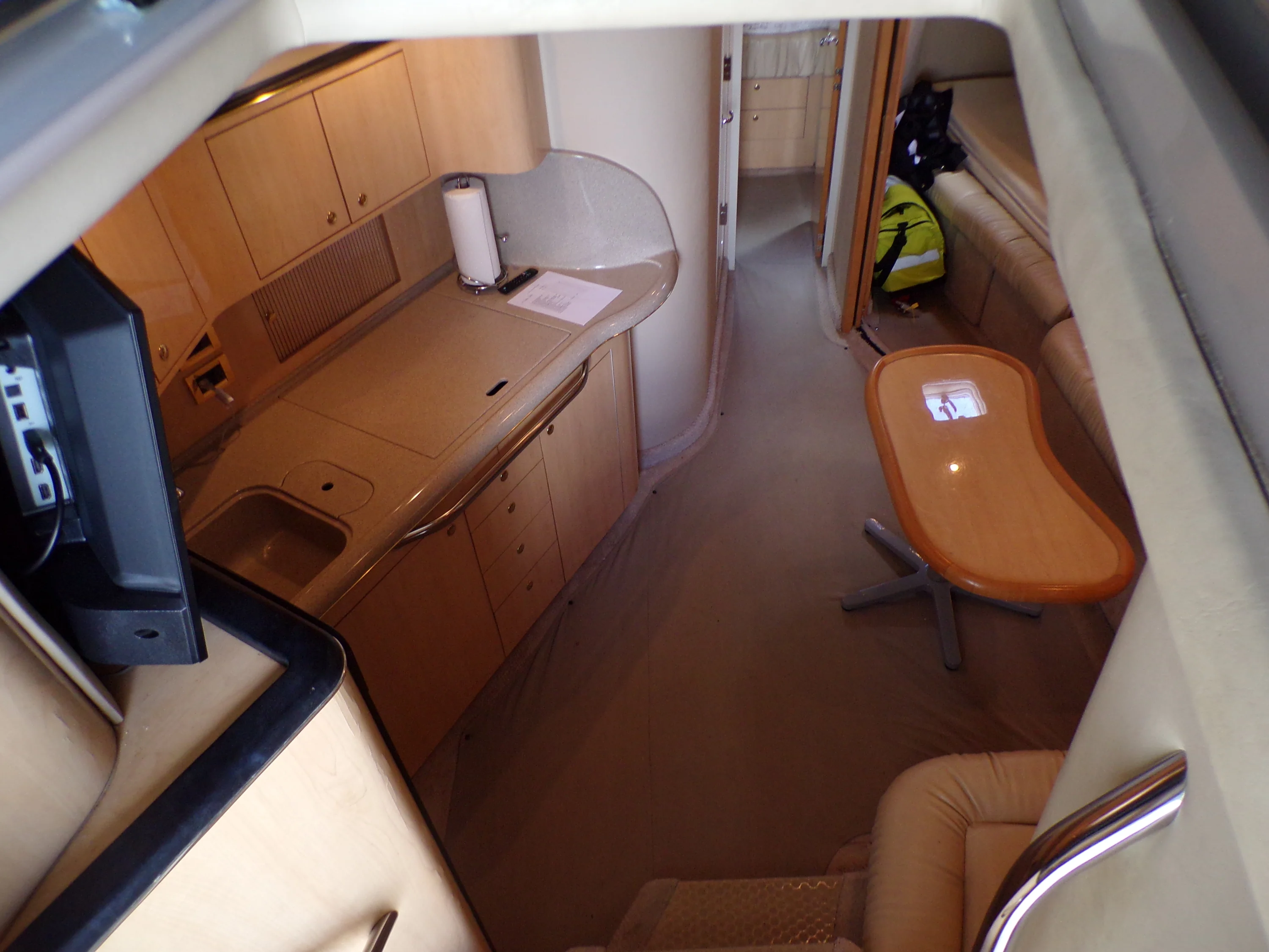 2000 Sea Ray 410 EXPRESS Image Thumbnail #63