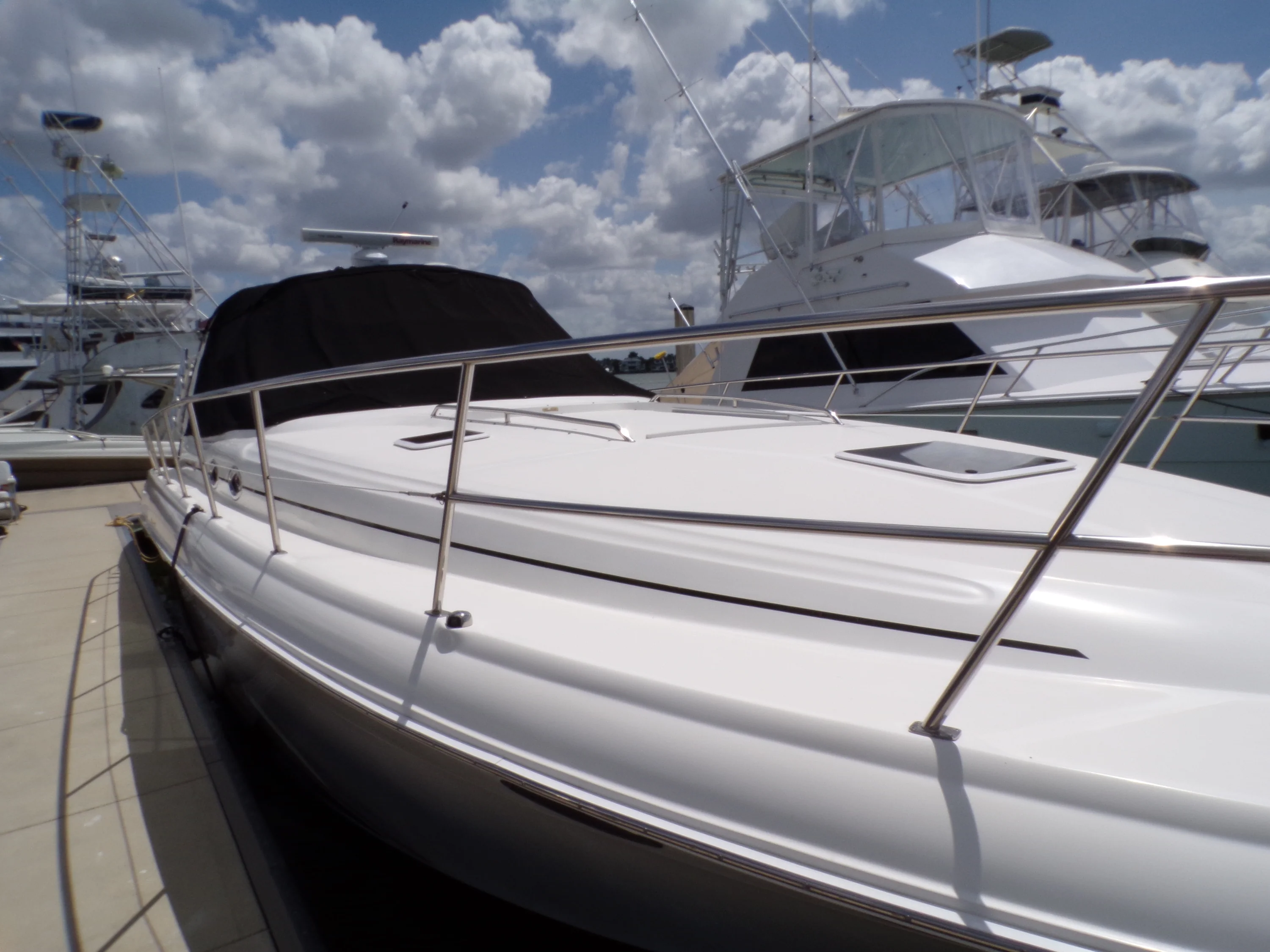 2000 Sea Ray 410 EXPRESS Image Thumbnail #4