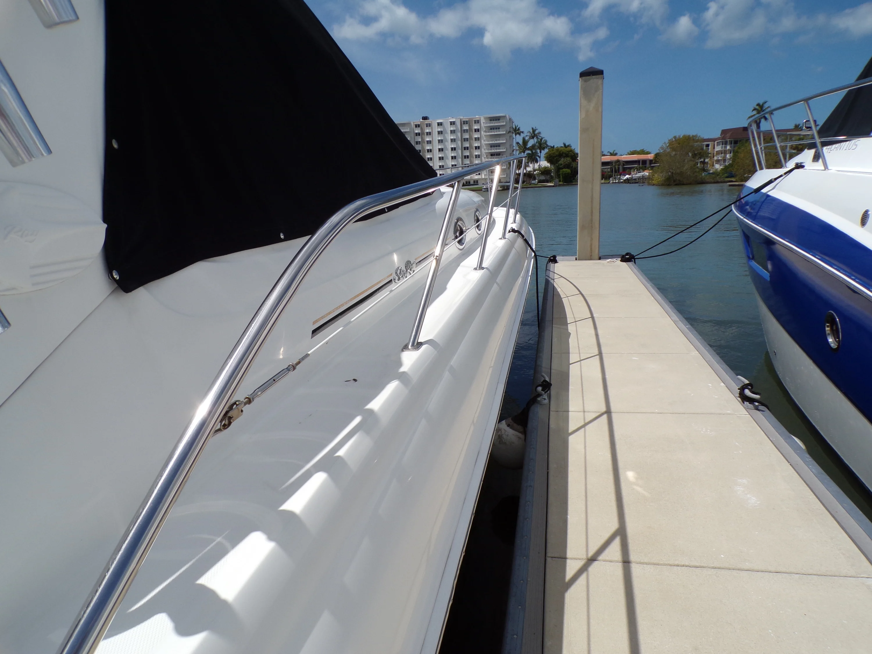 2000 Sea Ray 410 EXPRESS Image Thumbnail #10