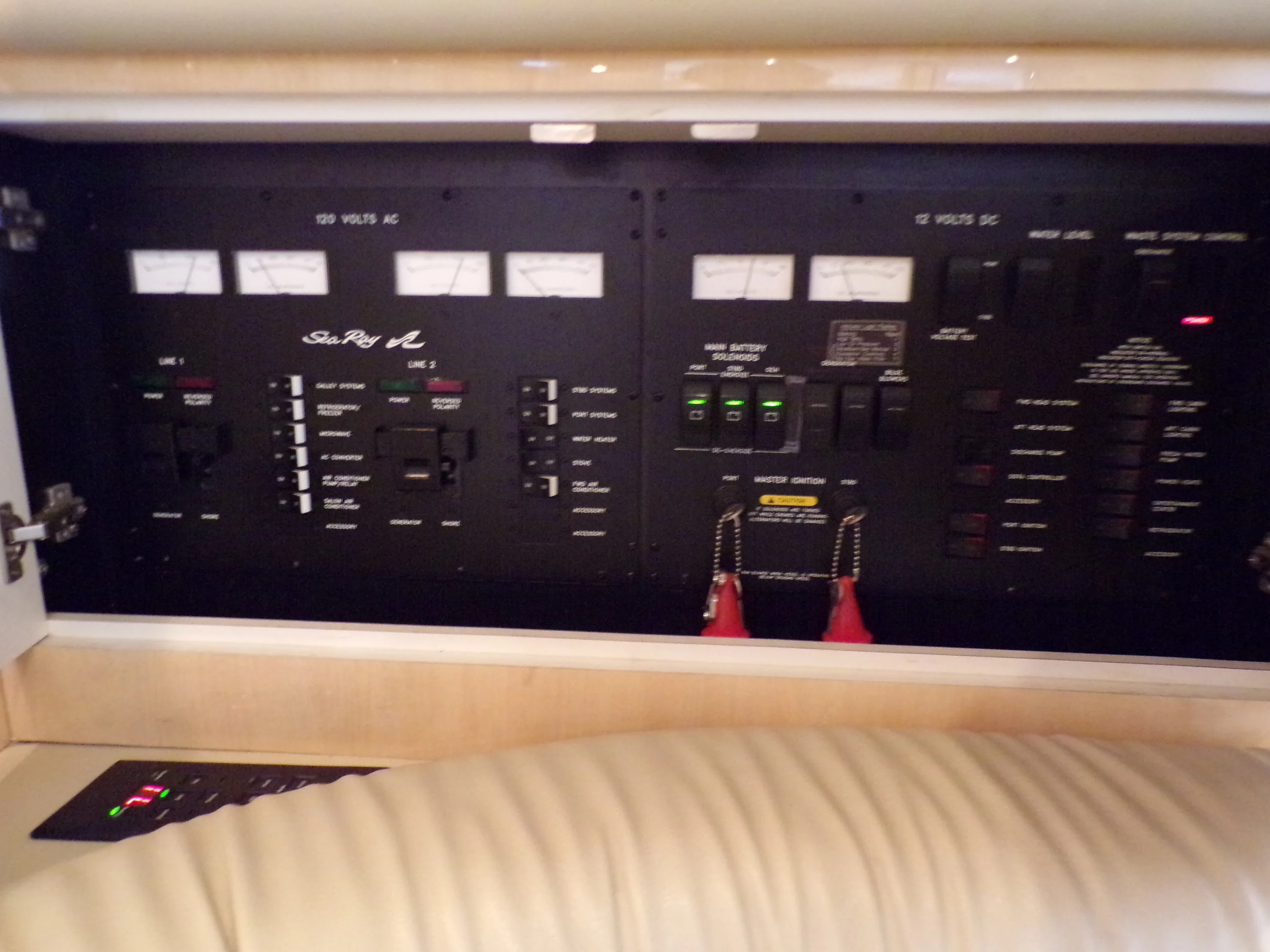 2000 Sea Ray 410 EXPRESS Image Thumbnail #34