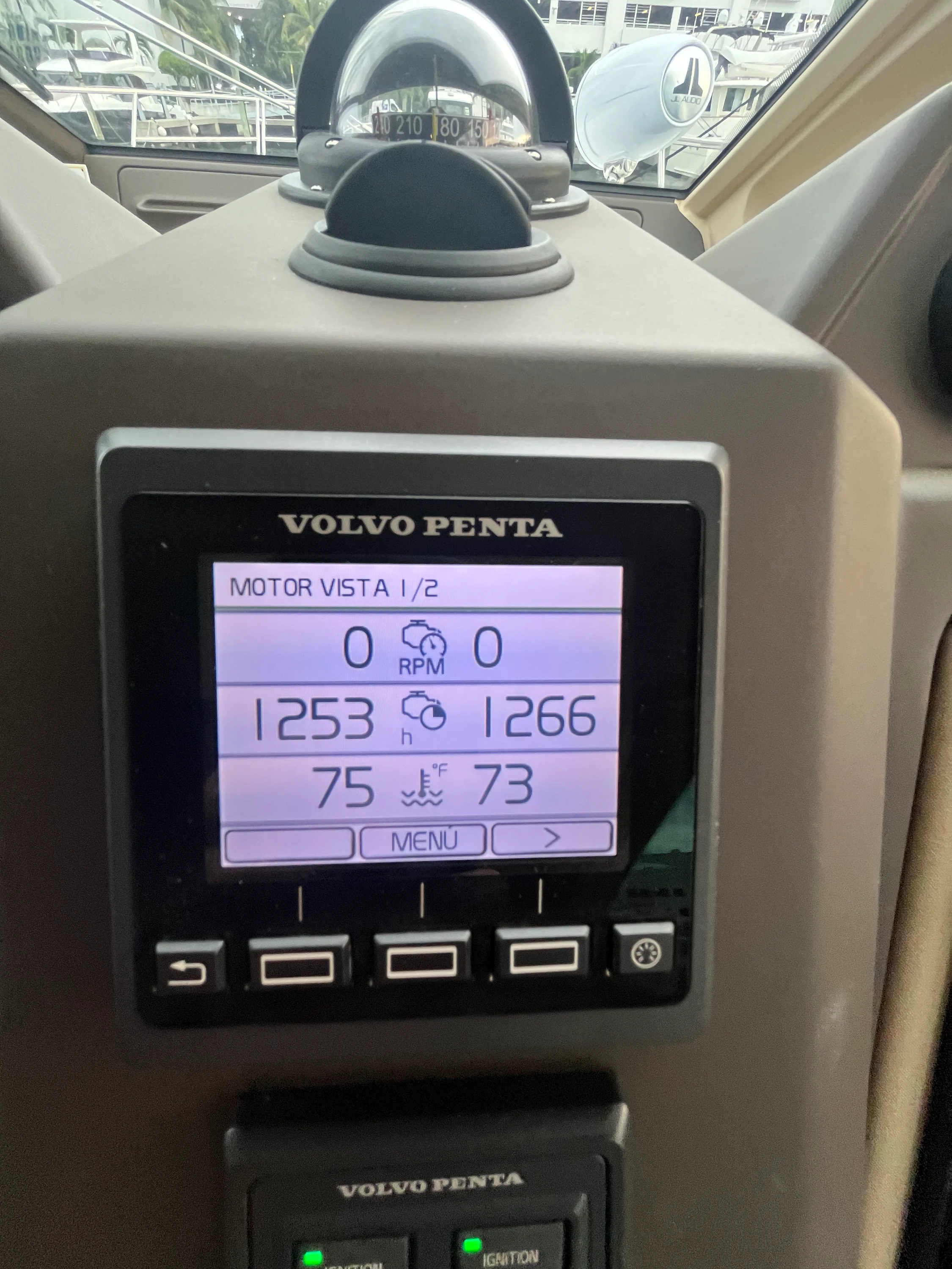 2015 Azimut 54 FLY Image Thumbnail #15