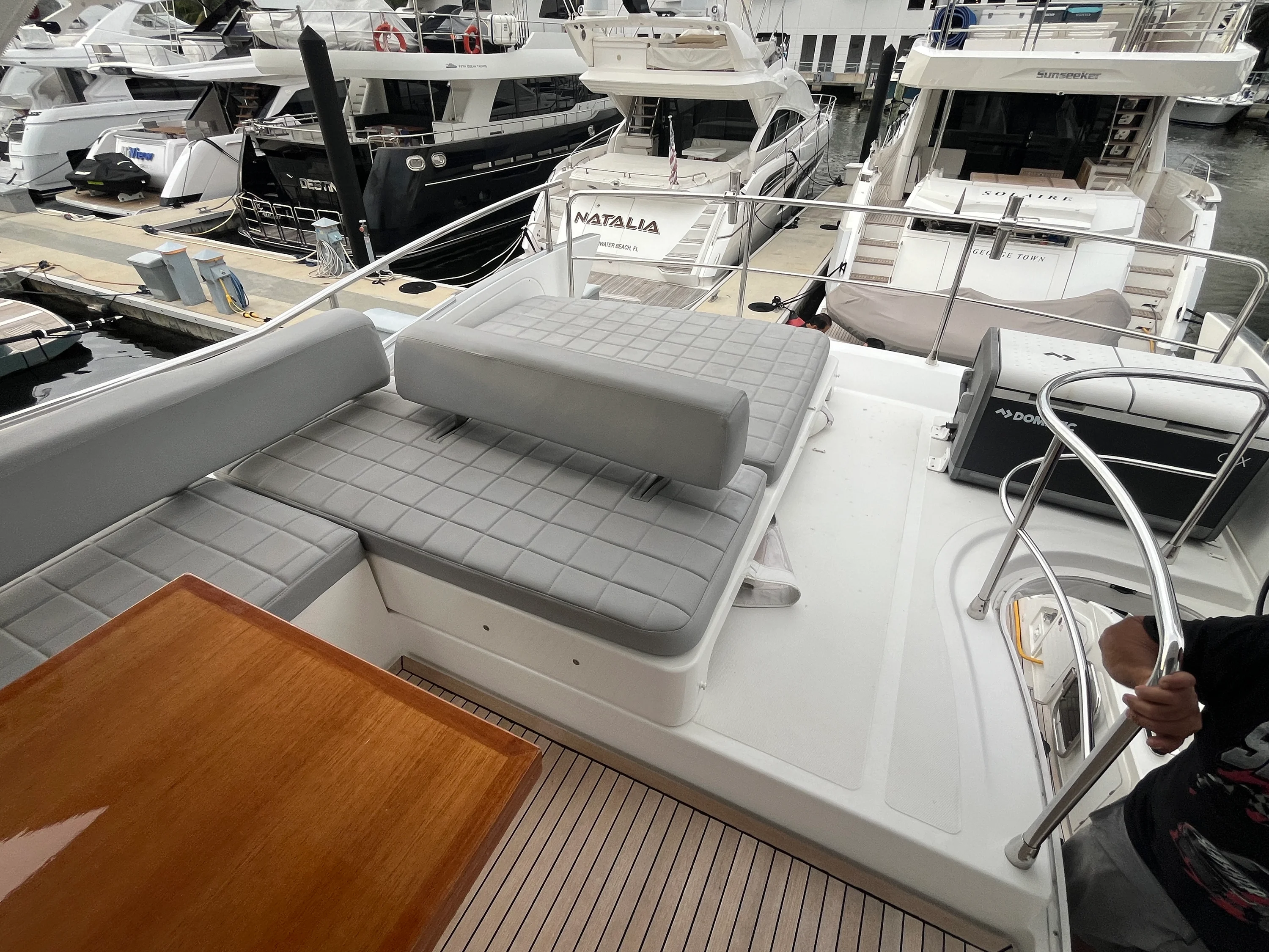 2015 Azimut 54 FLY Image Thumbnail #38