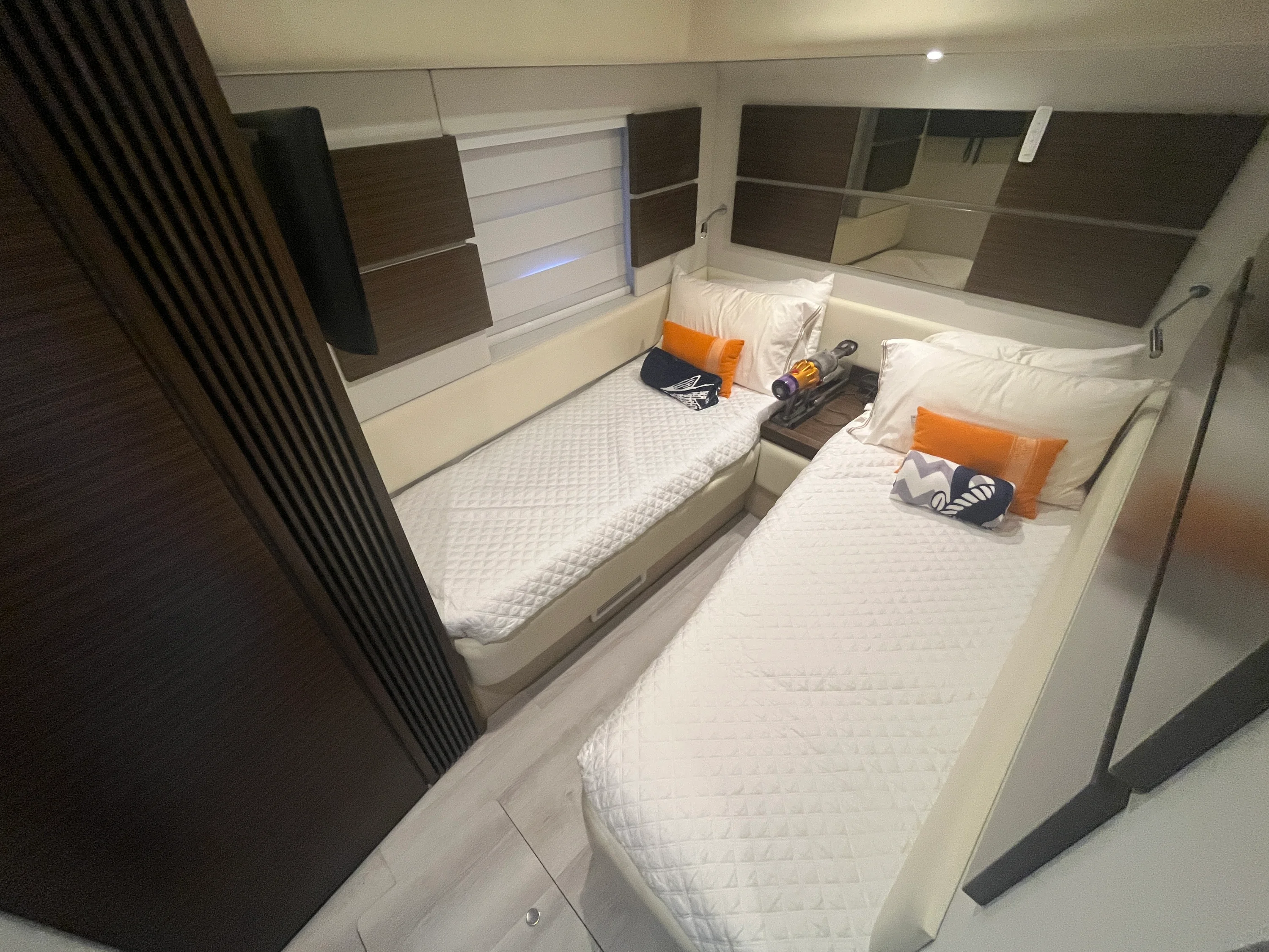 2015 Azimut 54 FLY Image Thumbnail #13