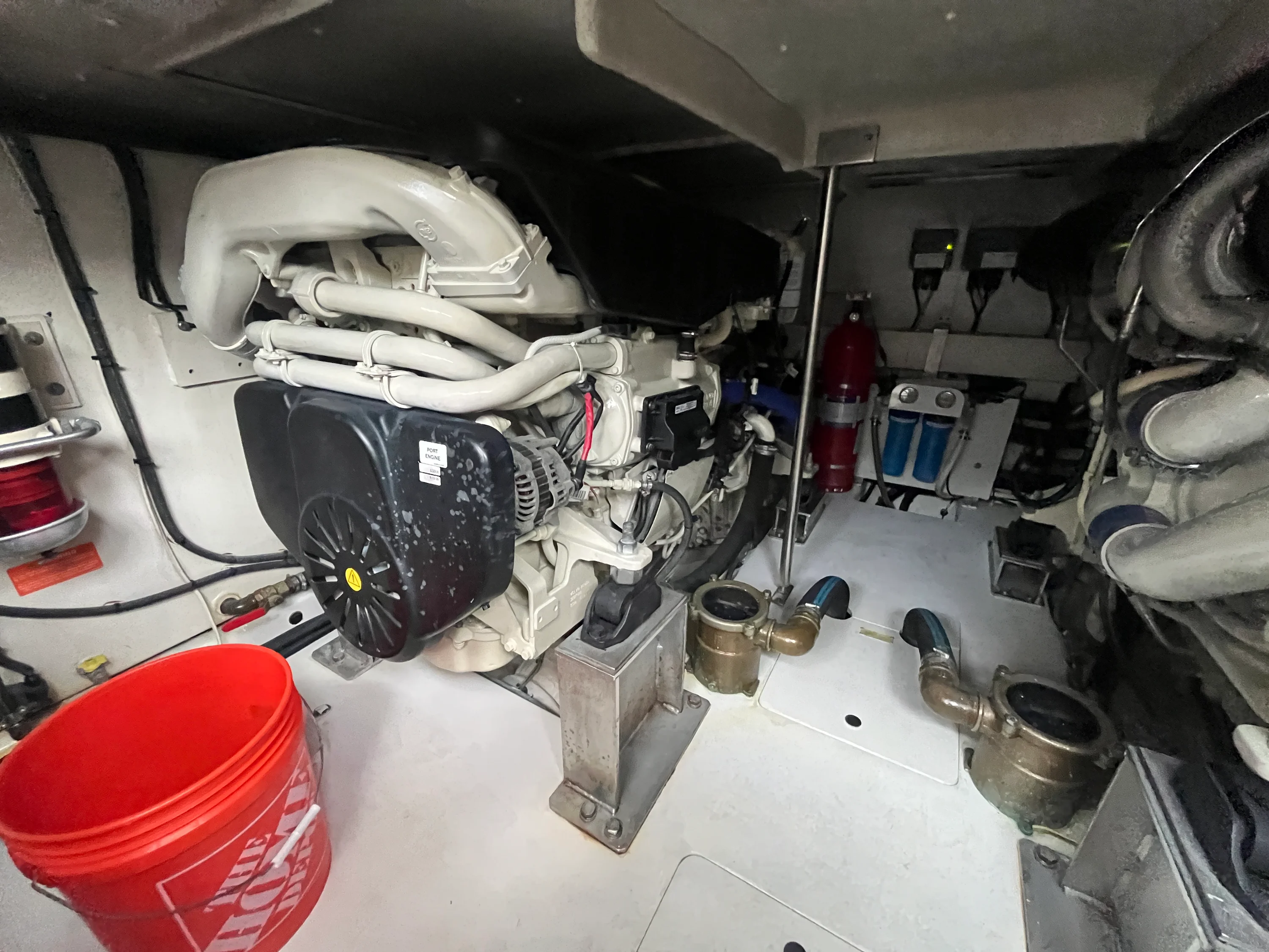 2015 Azimut 54 FLY Image Thumbnail #18