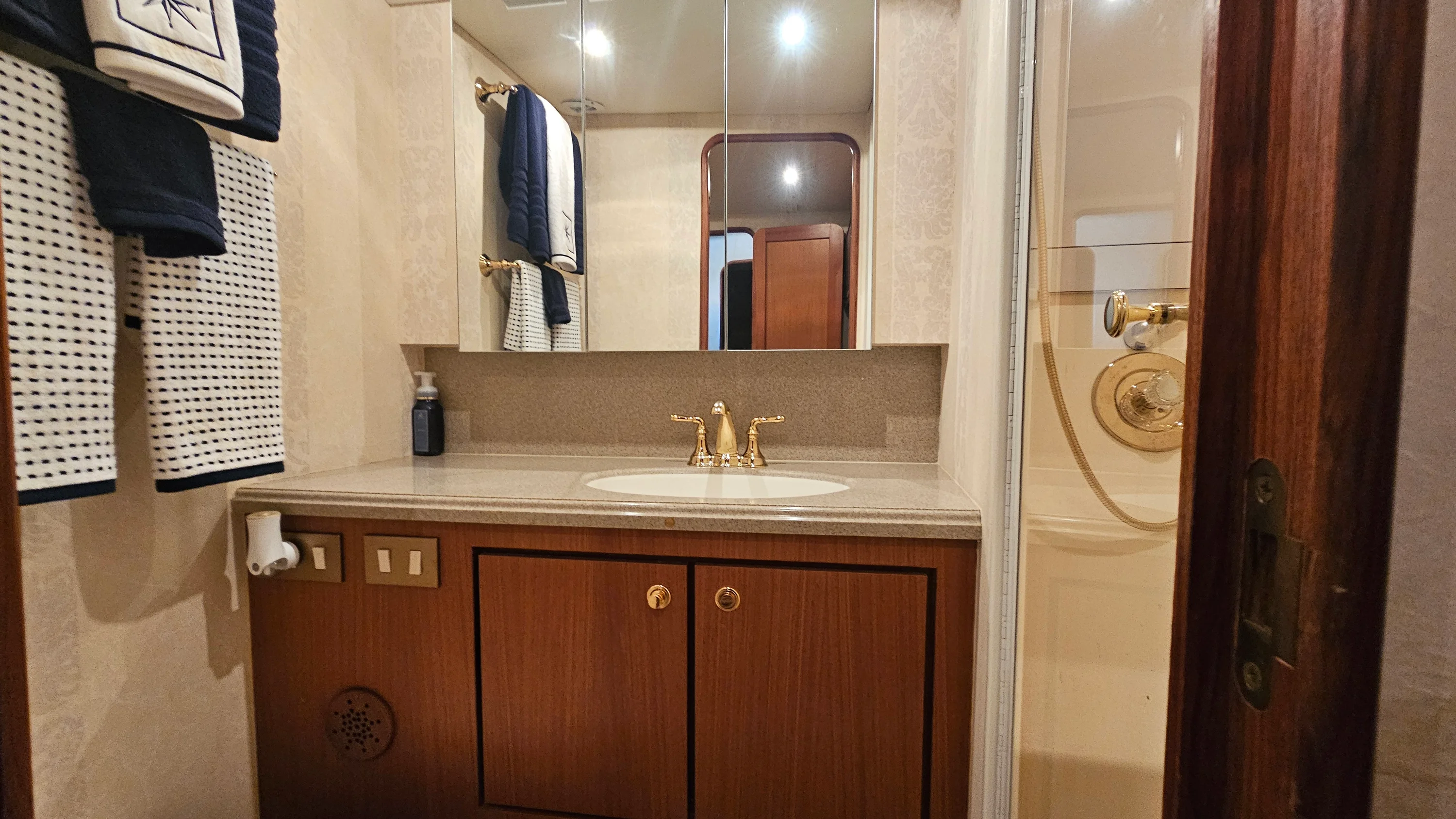 2000 Ocean Yachts 70 SUPER SPORT Image Thumbnail #45