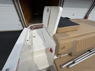 2023 Bayliner VR5 Bowrider I/O Image Thumbnail #5