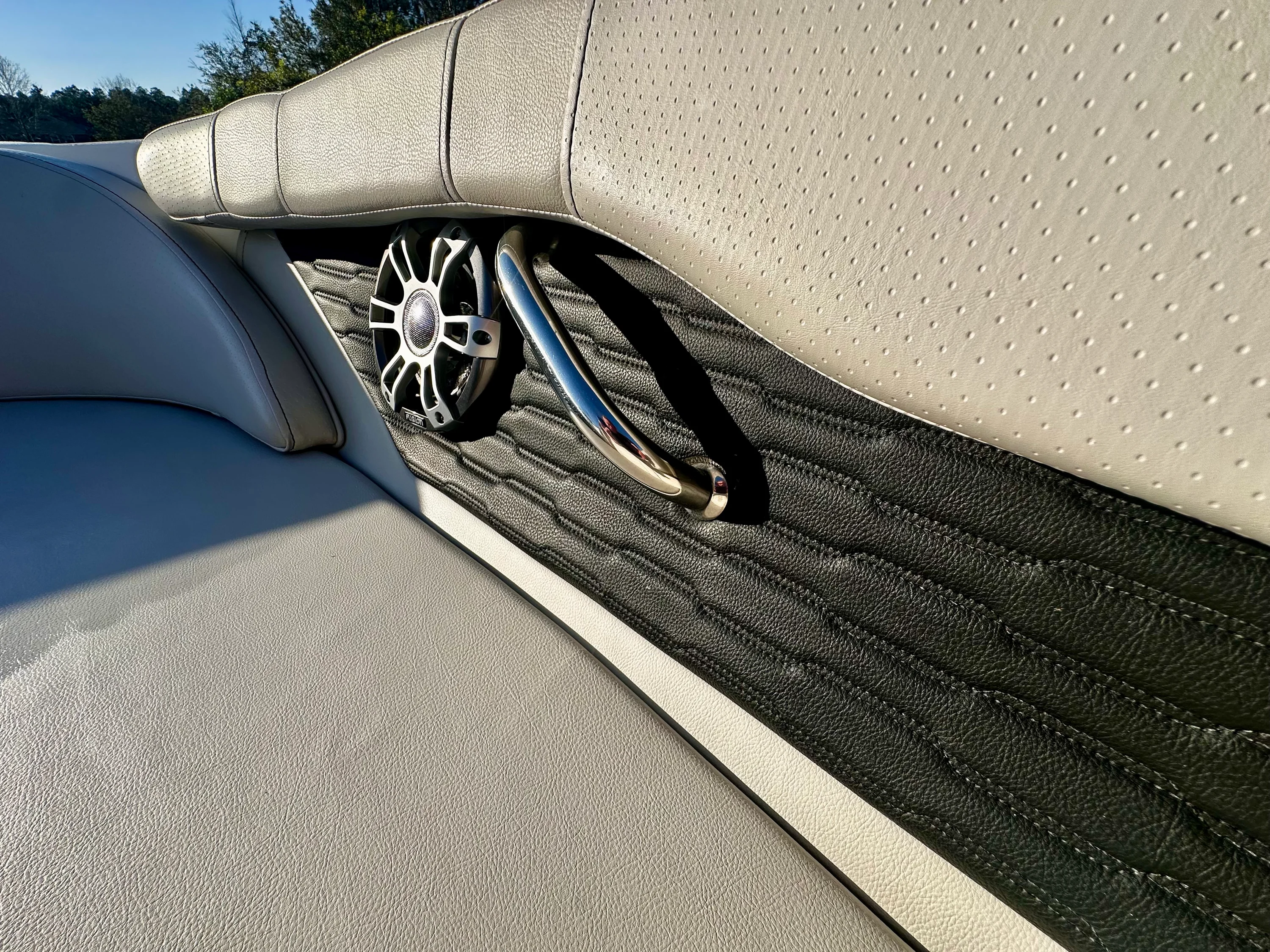 2023 Sea Ray 210 SPX OB Image Thumbnail #19