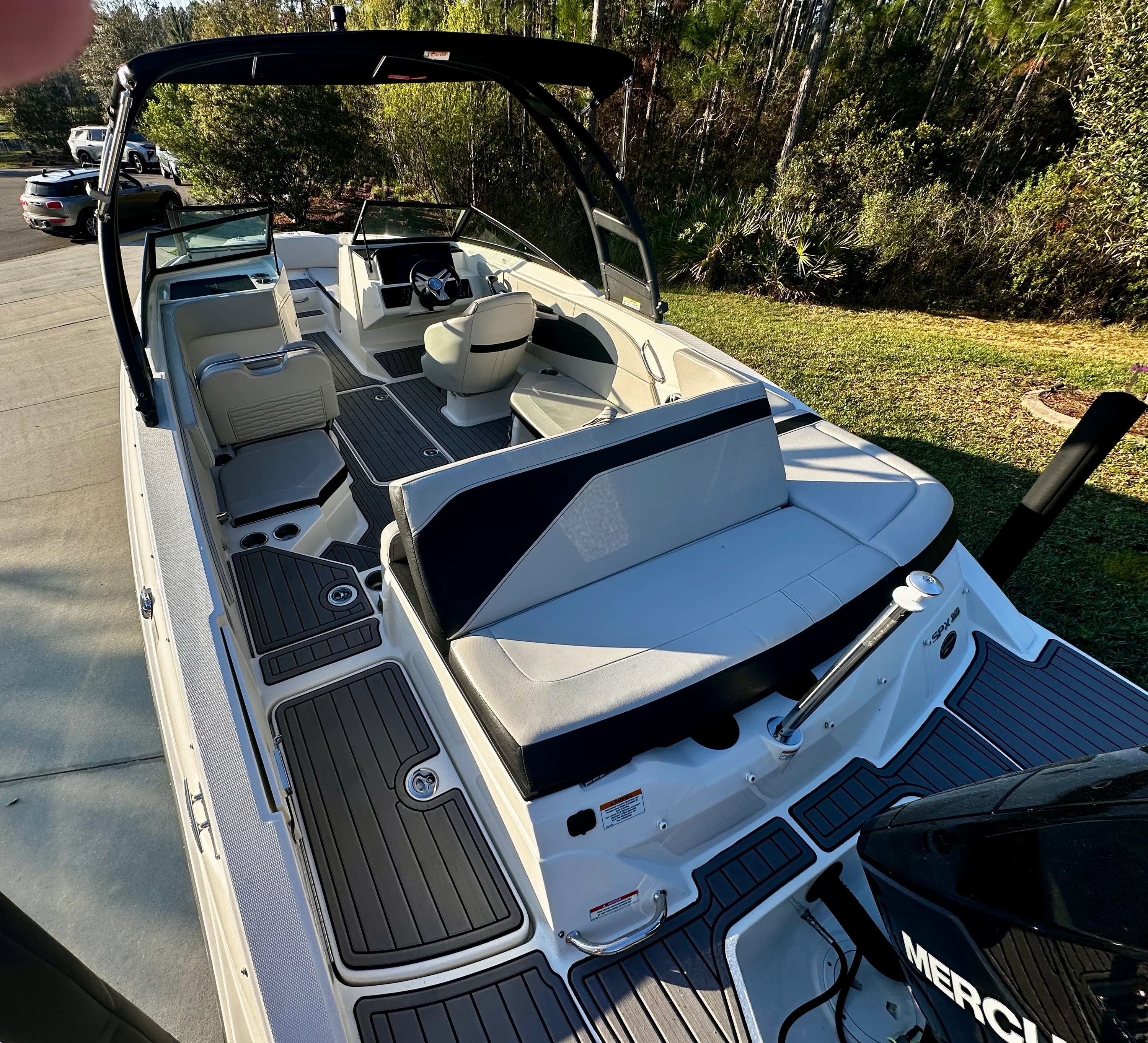 2023 Sea Ray 210 SPX OB Image Thumbnail #18