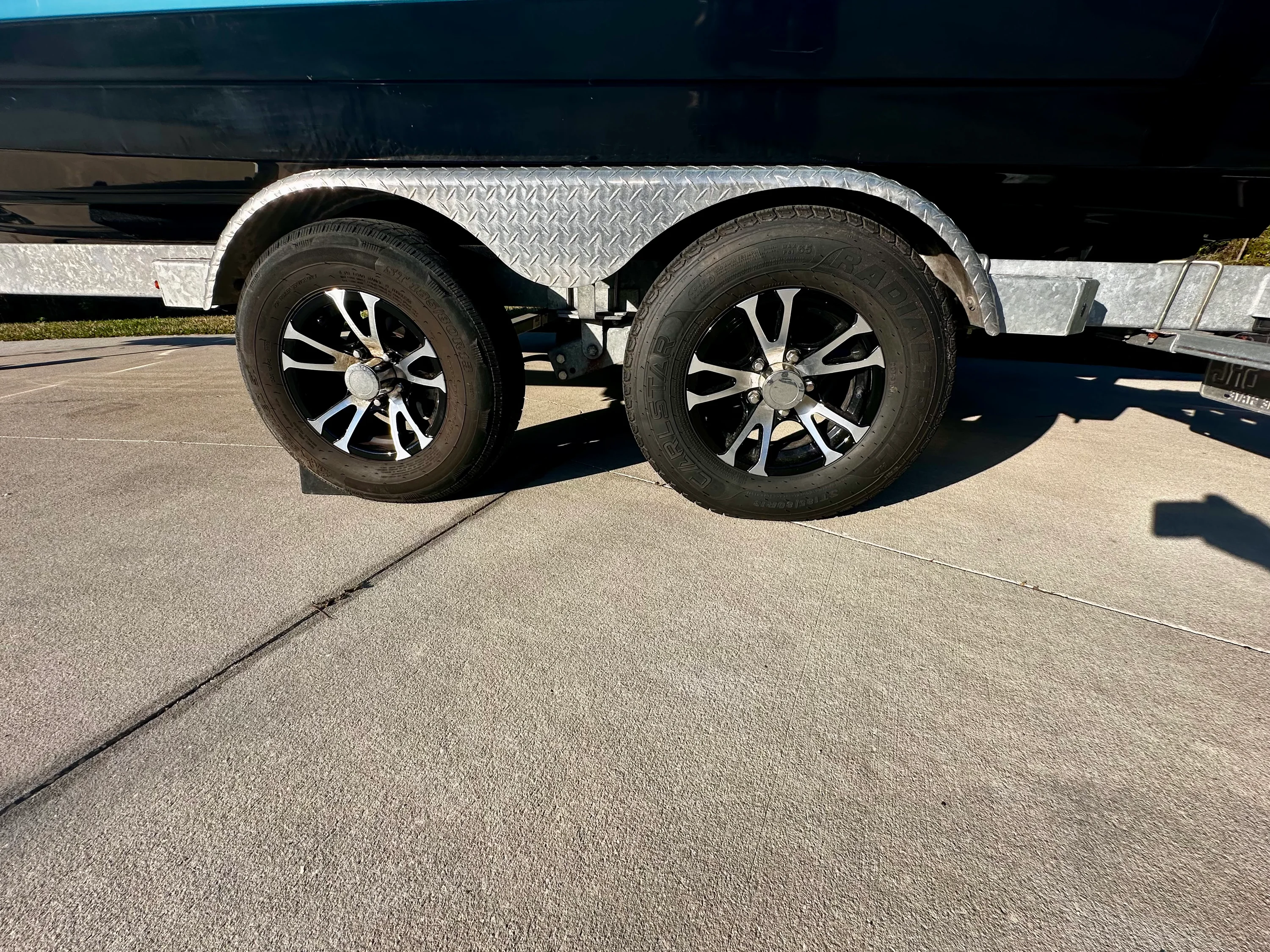 2023 Sea Ray 210 SPX OB Image Thumbnail #25