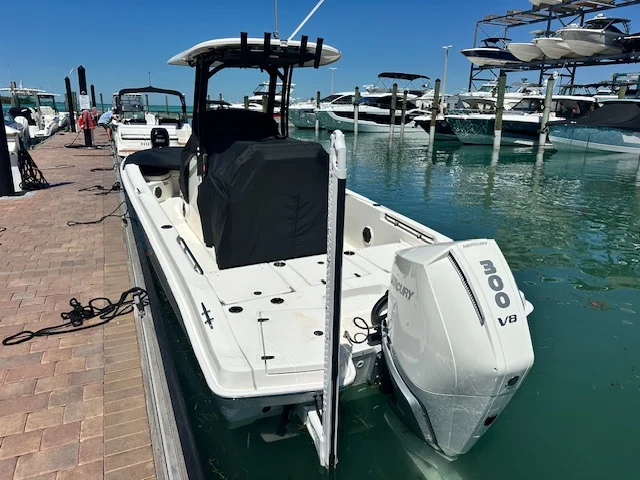 2025 Boston Whaler 250 Dauntless Image Thumbnail #20