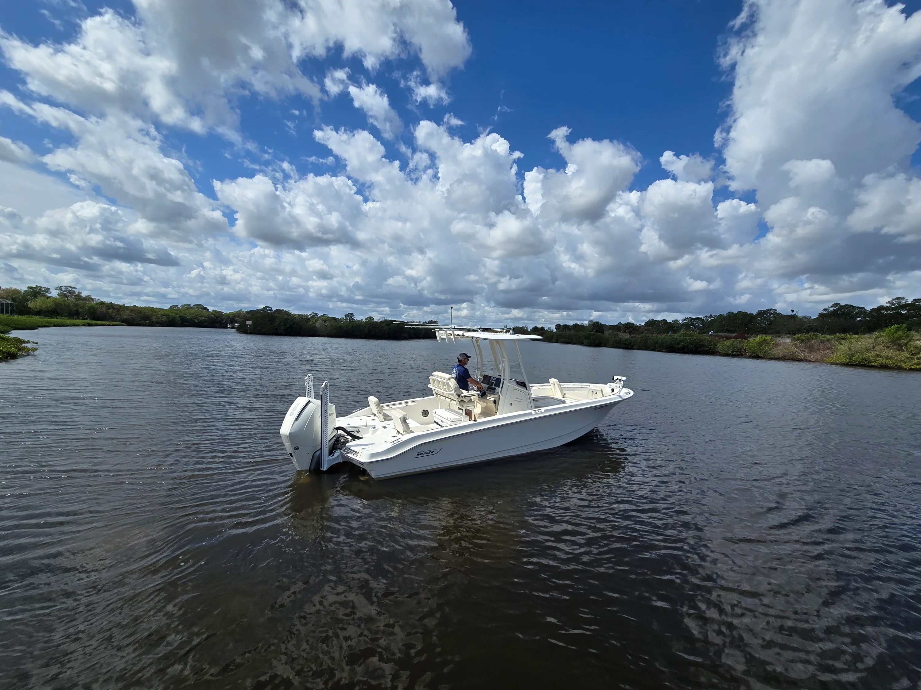 2023 Boston Whaler 250 DAUNTLESS Image Thumbnail #26