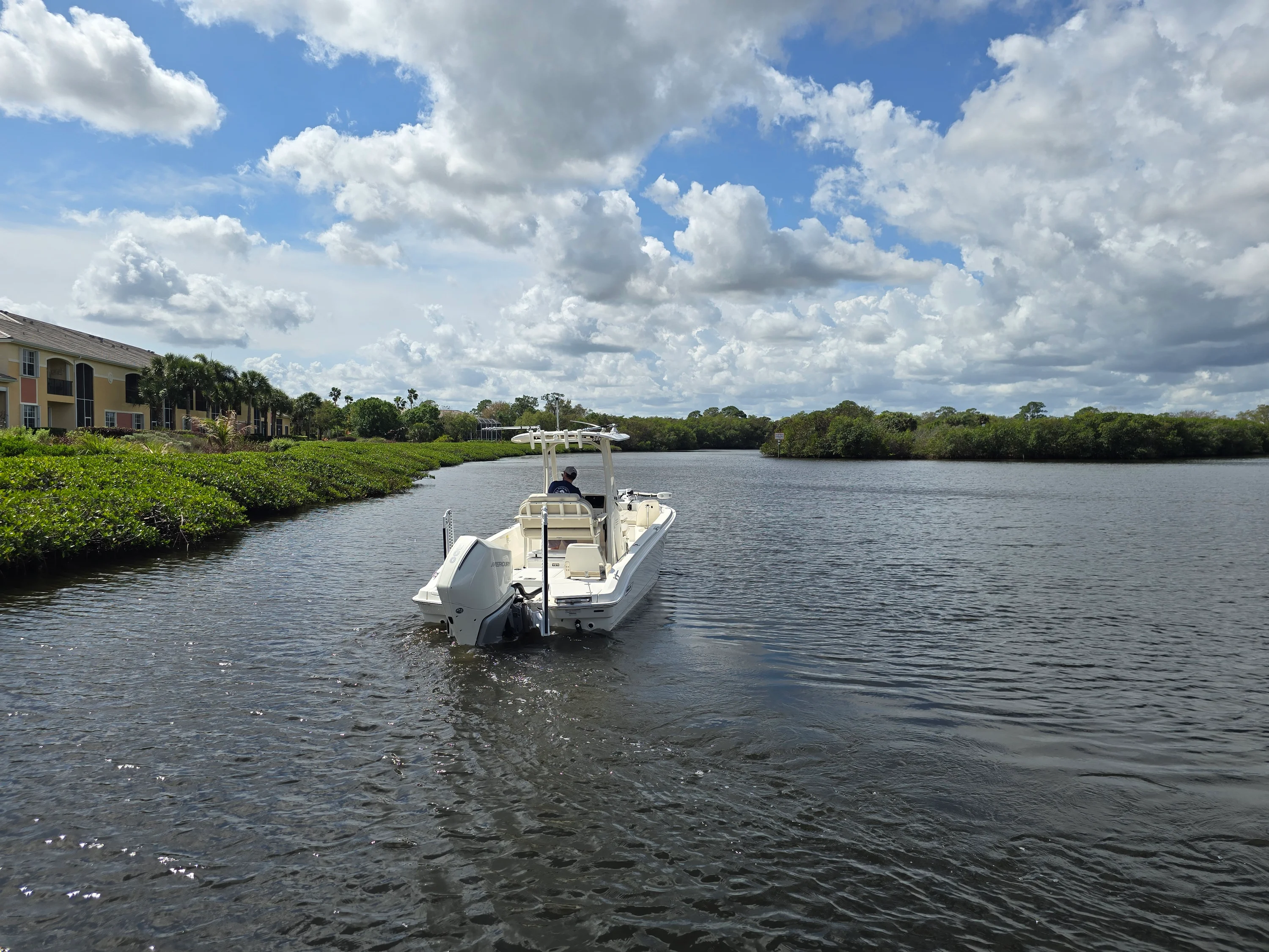2023 Boston Whaler 250 DAUNTLESS Image Thumbnail #19
