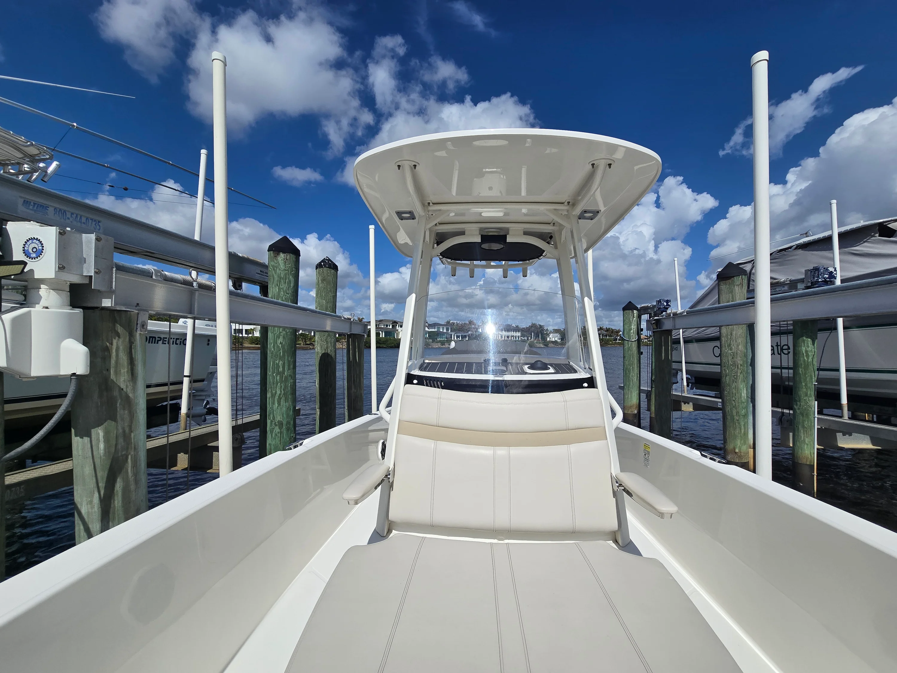 2023 Boston Whaler 250 DAUNTLESS Image Thumbnail #25