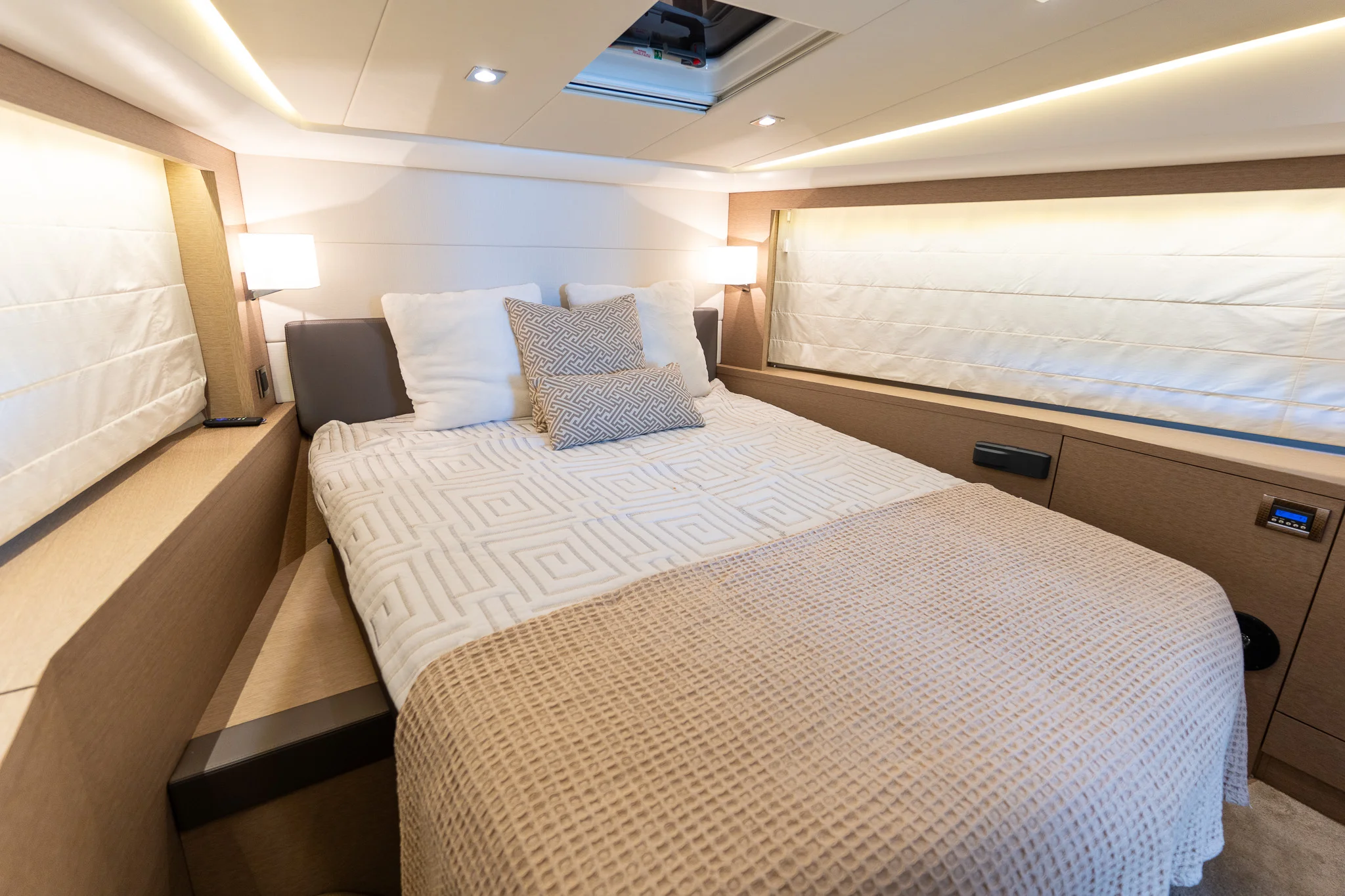 2017 Prestige 50 FLY Image Thumbnail #31