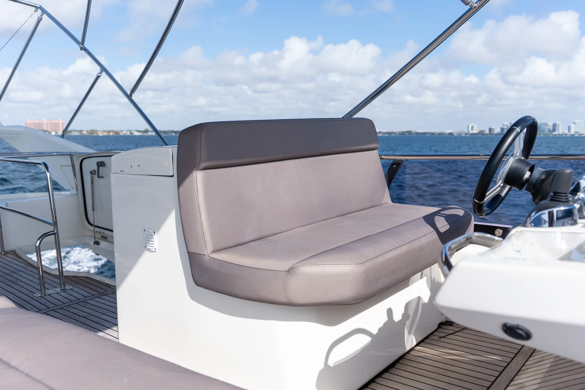 2017 Prestige 50 FLY Image Thumbnail #18