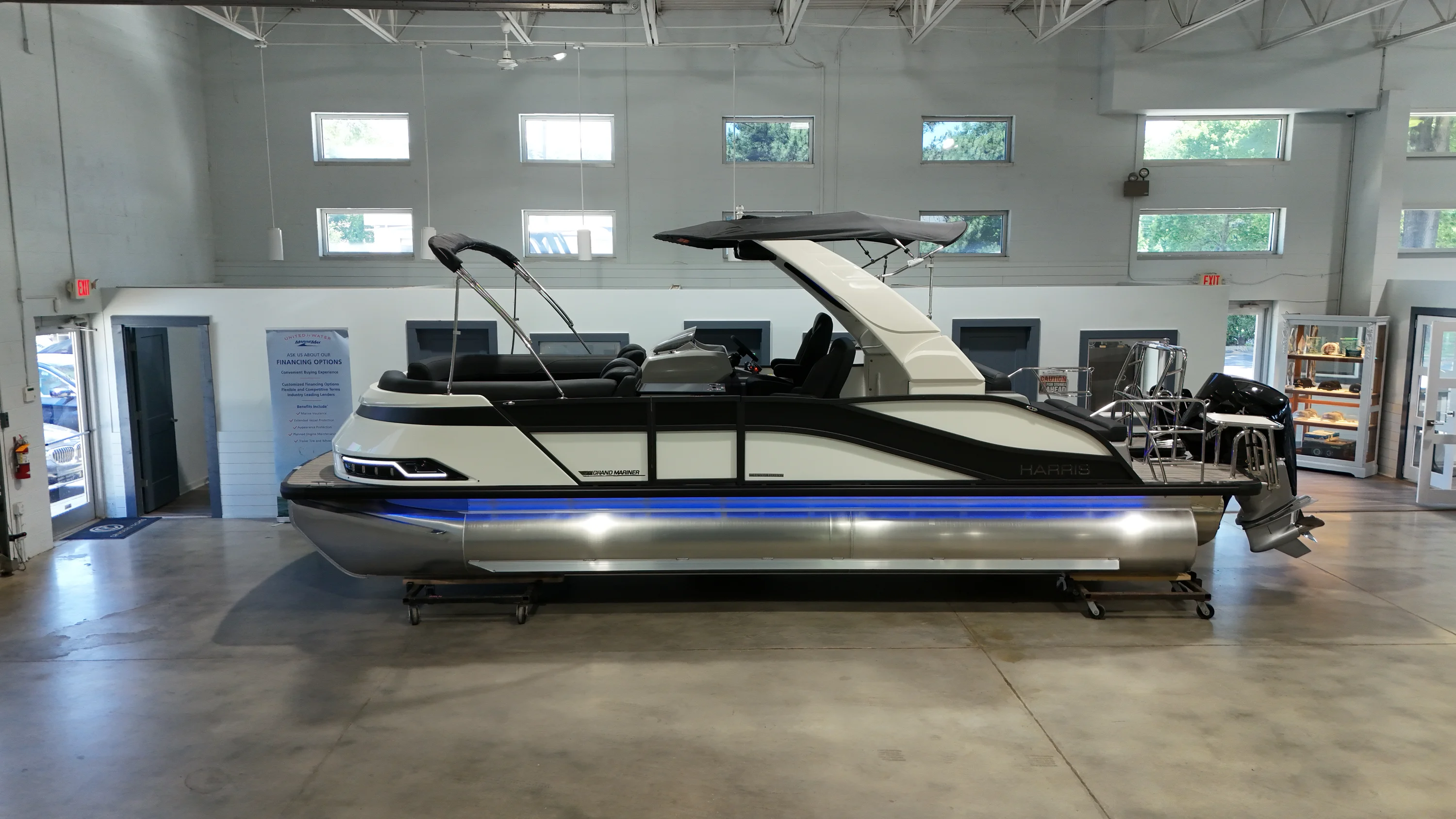 2026 Harris 230 Grand Mariner Image Thumbnail #17