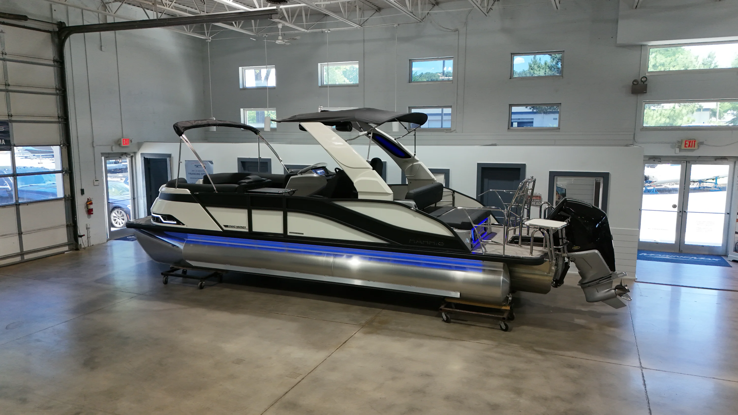 2026 Harris 230 Grand Mariner Image Thumbnail #18