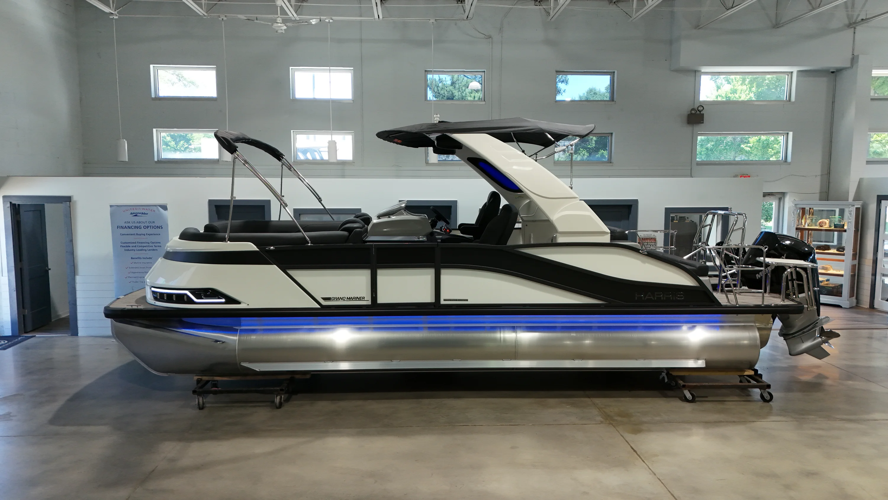 2026 Harris 230 Grand Mariner Image Thumbnail #16