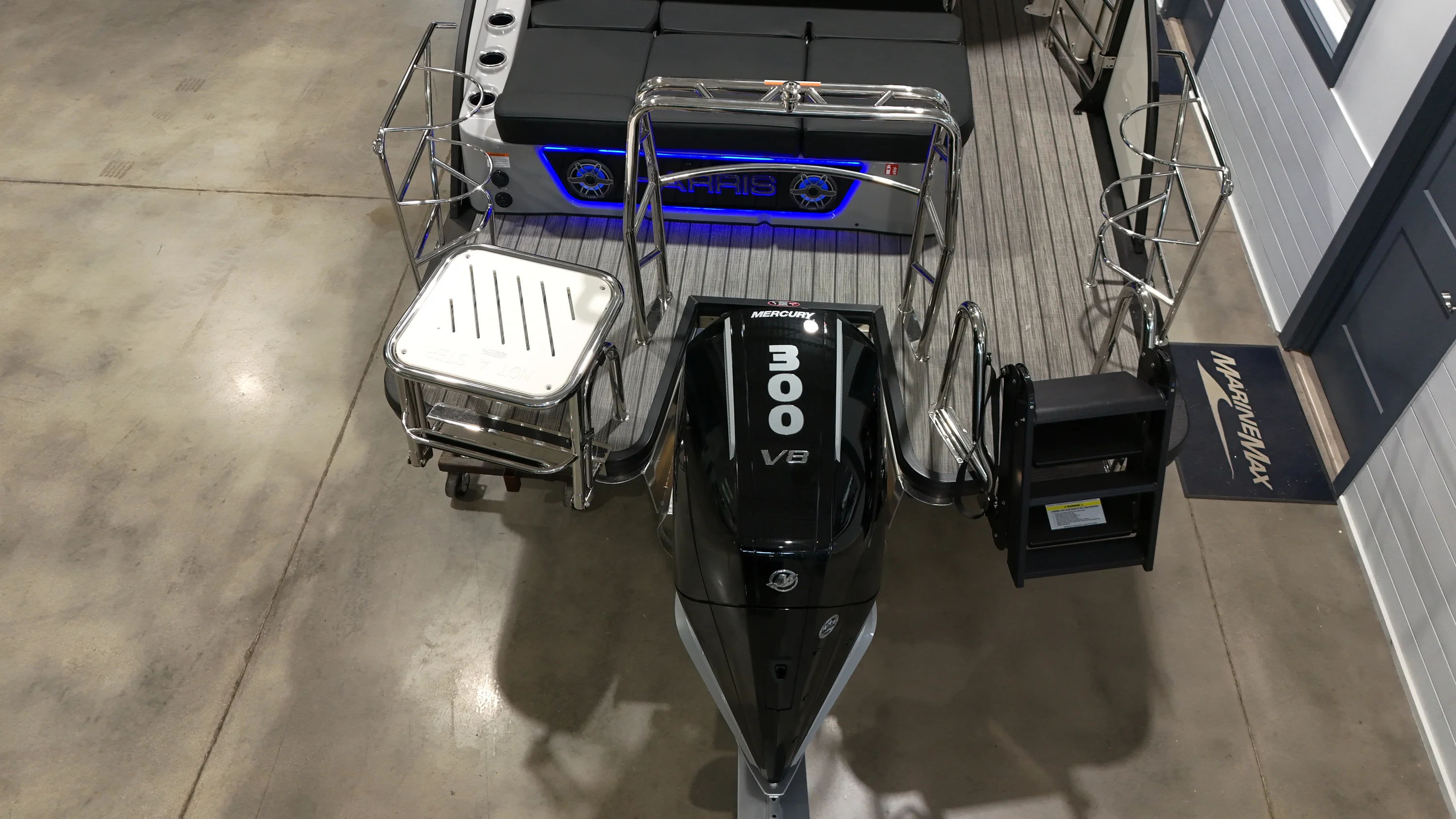 2026 Harris 230 Grand Mariner Image Thumbnail #7