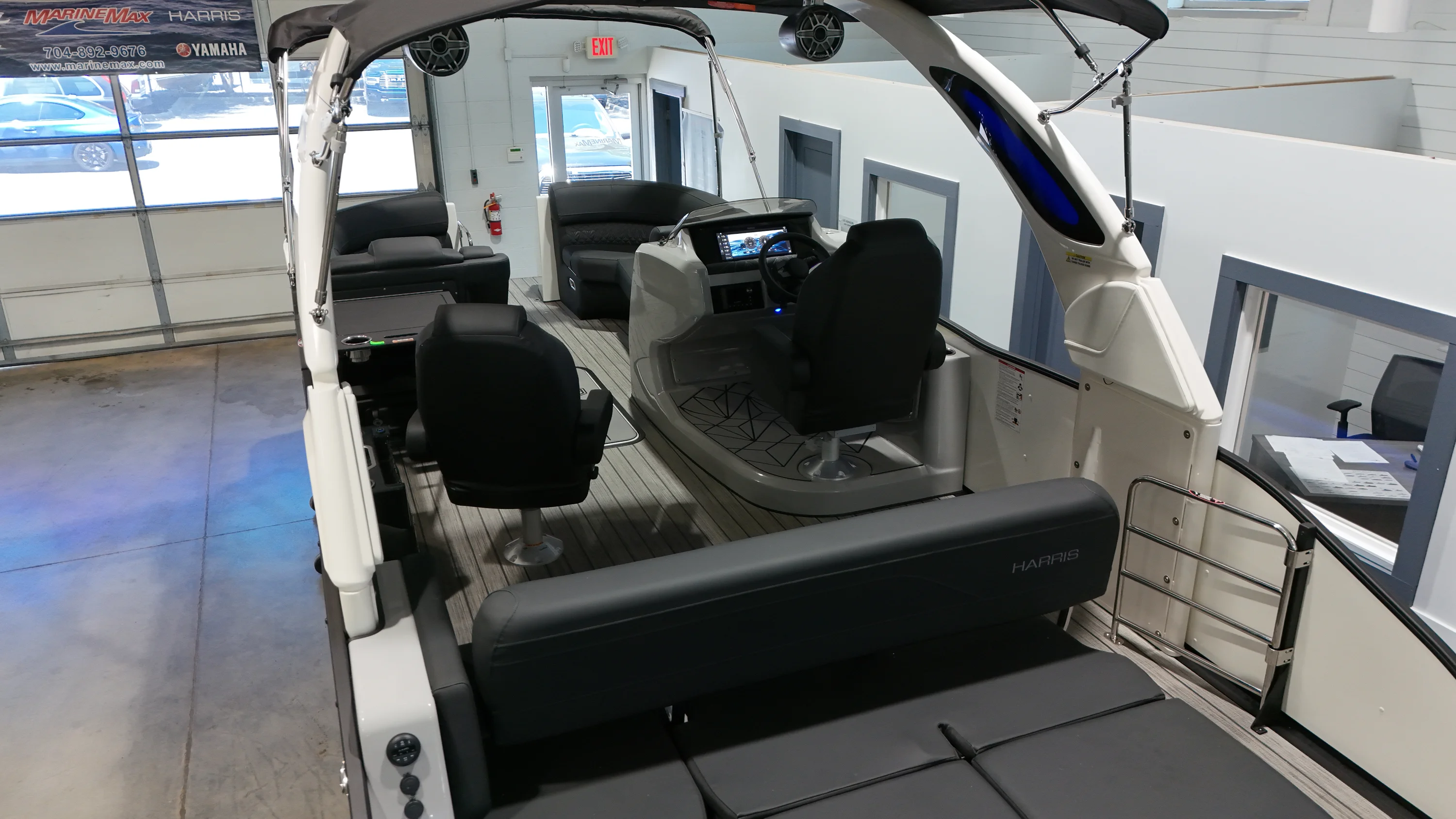2026 Harris 230 Grand Mariner Image Thumbnail #10