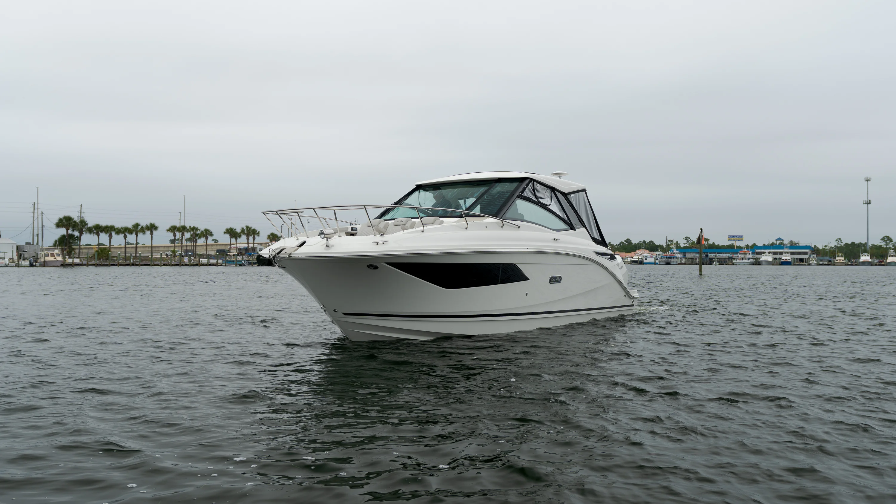 2026 Sea Ray Sundancer 320 Outboard Image Thumbnail #7