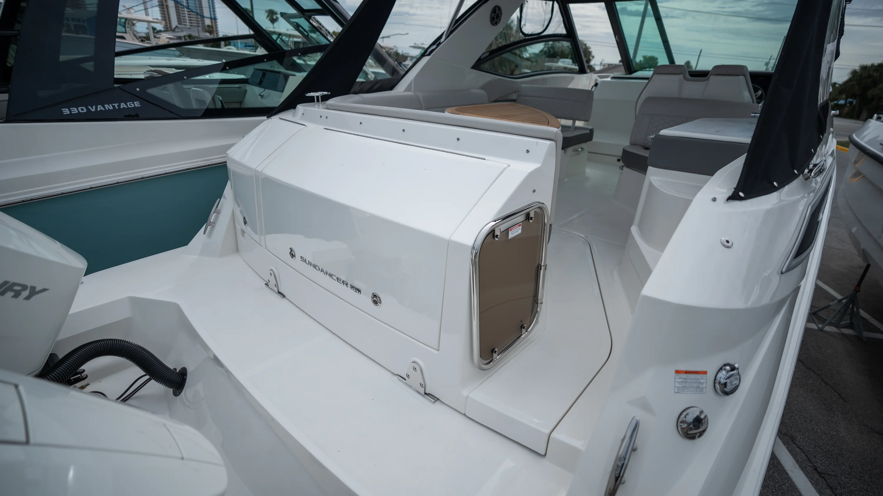 2026 Sea Ray Sundancer 320 Outboard Image Thumbnail #34