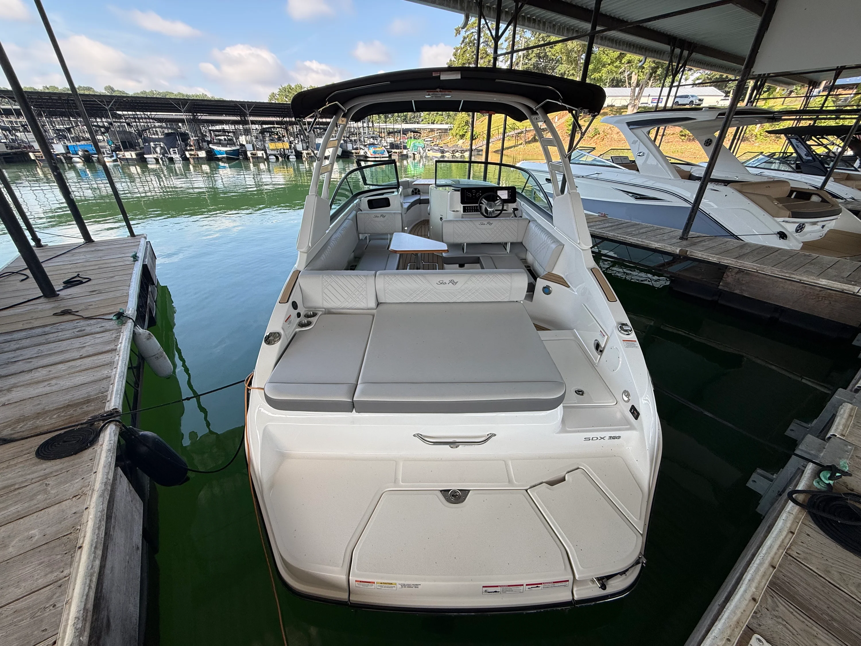 2026 Sea Ray SDX 250 Image Thumbnail #3