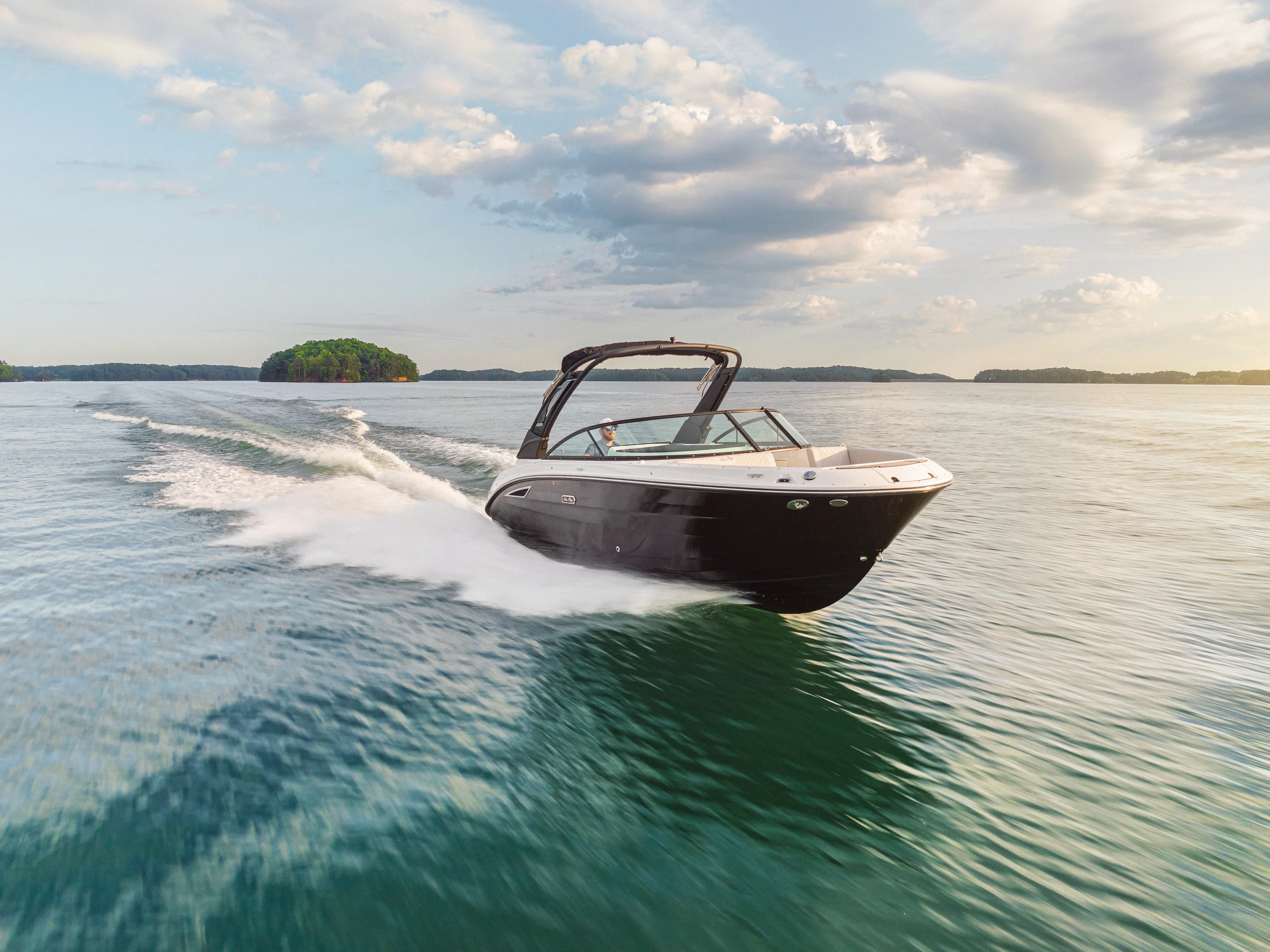 2026 Sea Ray SDX 250 Image Thumbnail #1