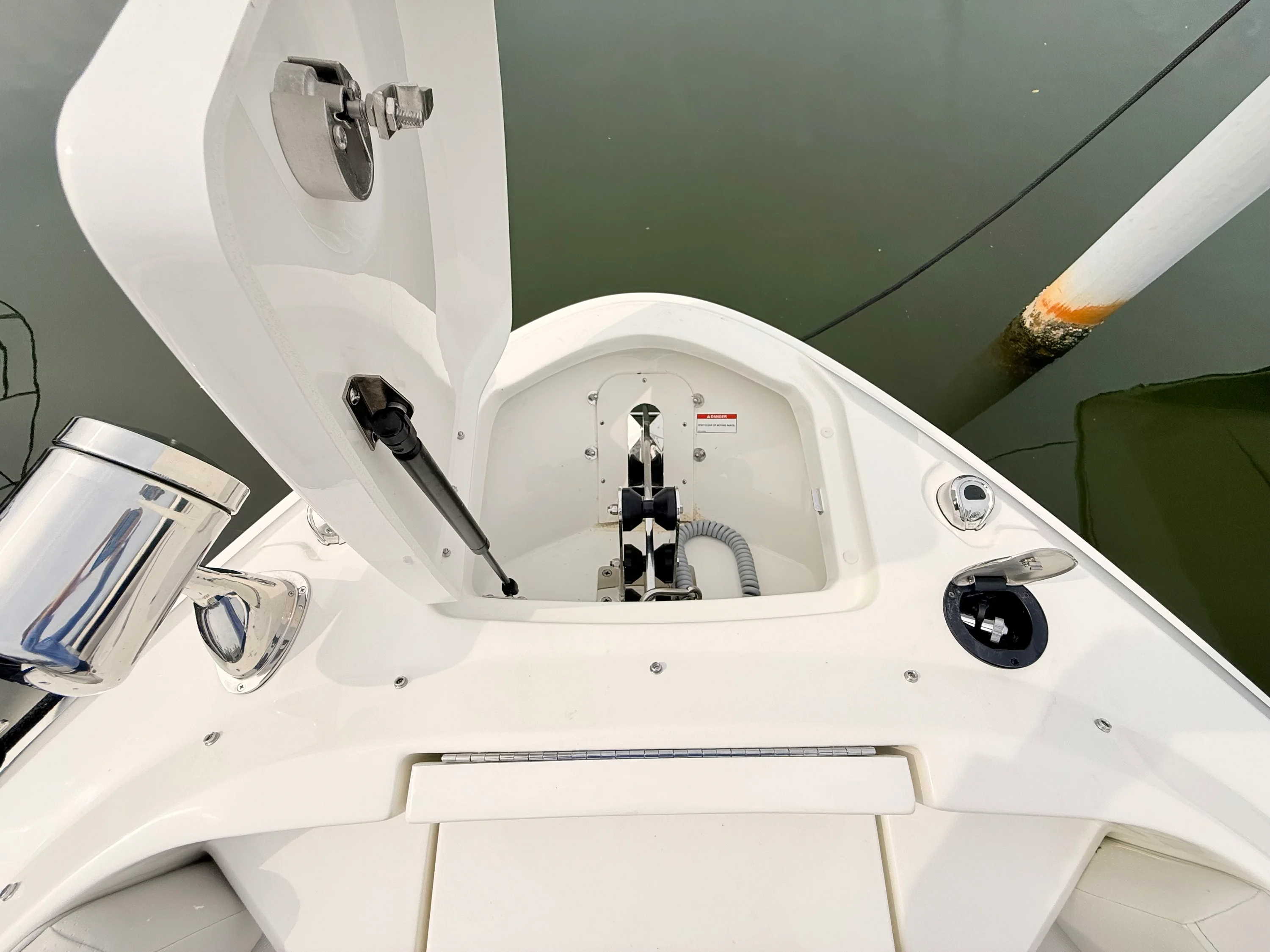 2026 Sea Ray SLX 400 Outboard Image Thumbnail #75