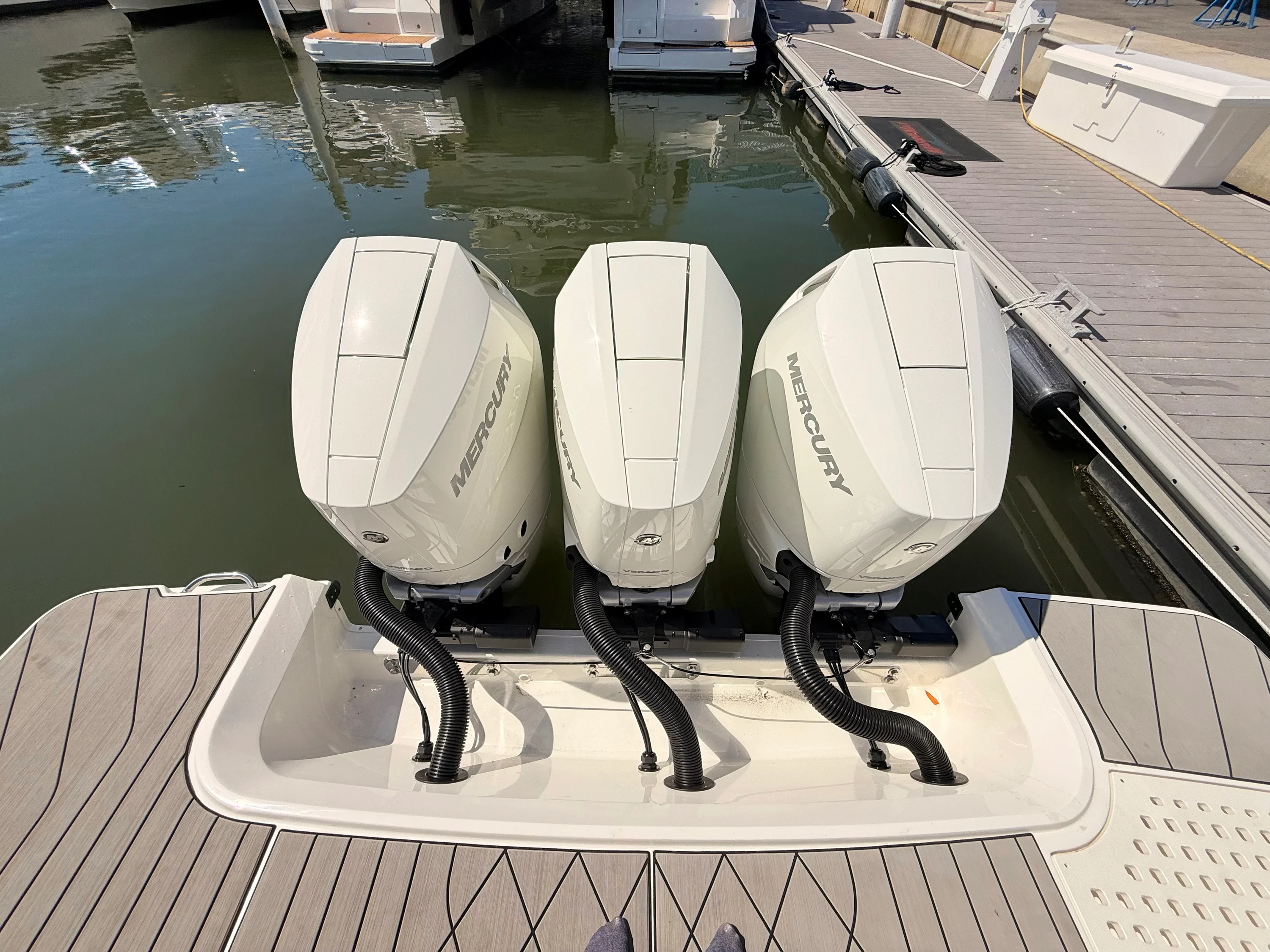 2026 Sea Ray SLX 400 Outboard Image Thumbnail #26