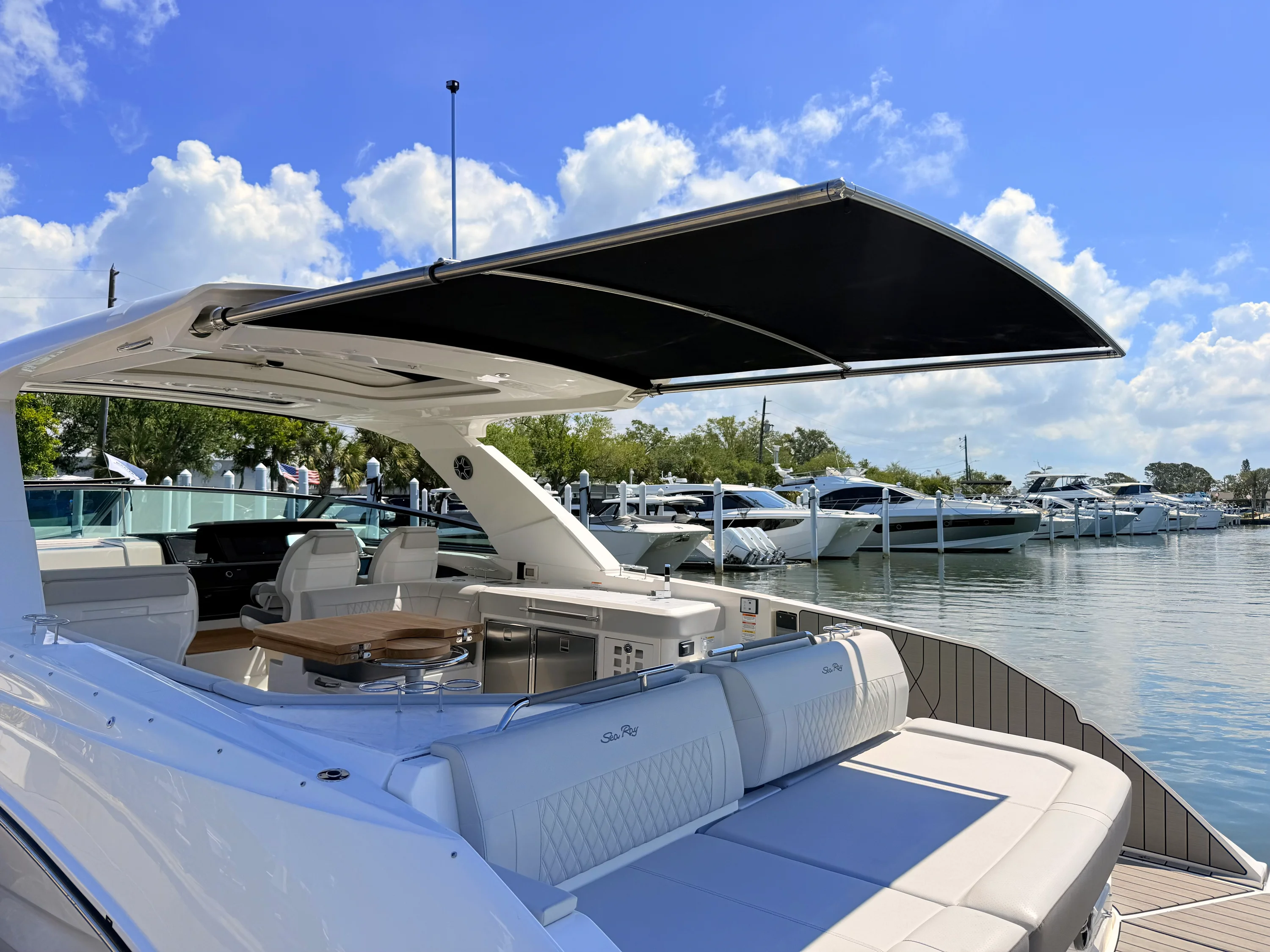 2026 Sea Ray SLX 400 Outboard Image Thumbnail #53