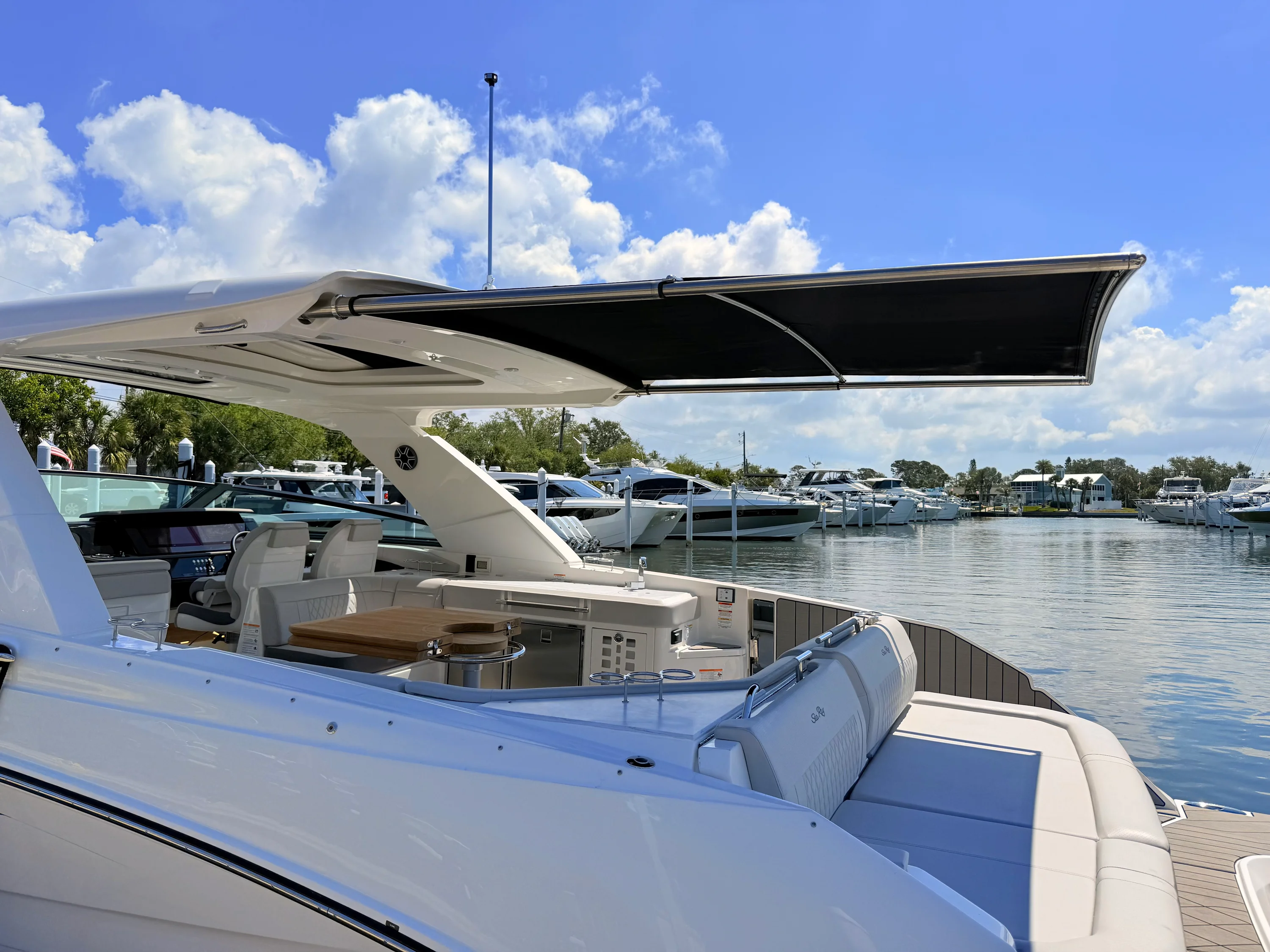 2026 Sea Ray SLX 400 Outboard Image Thumbnail #50