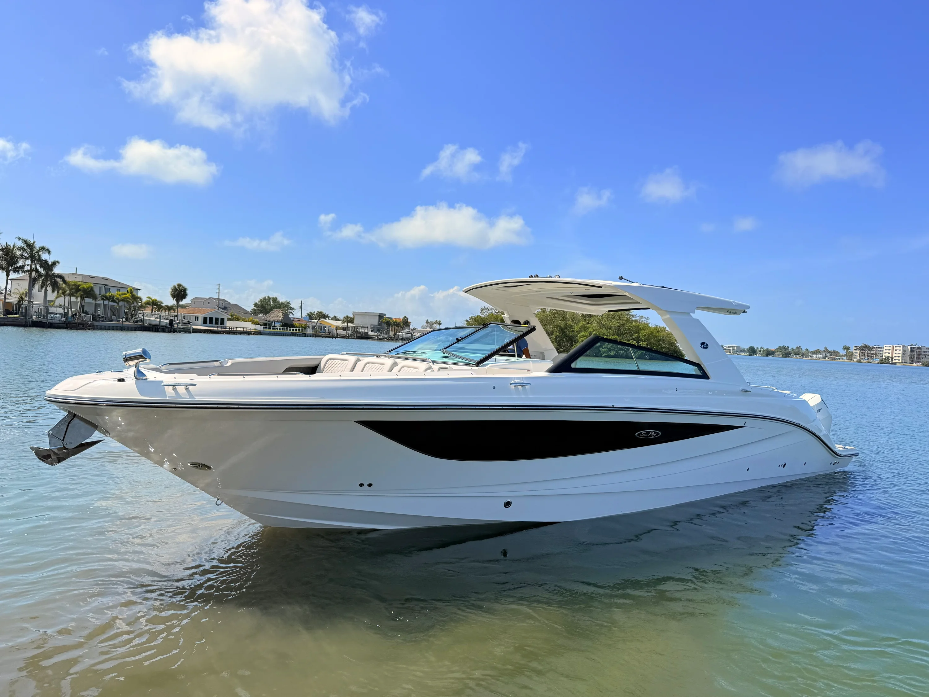 2026 Sea Ray SLX 400 Outboard Image Thumbnail #23