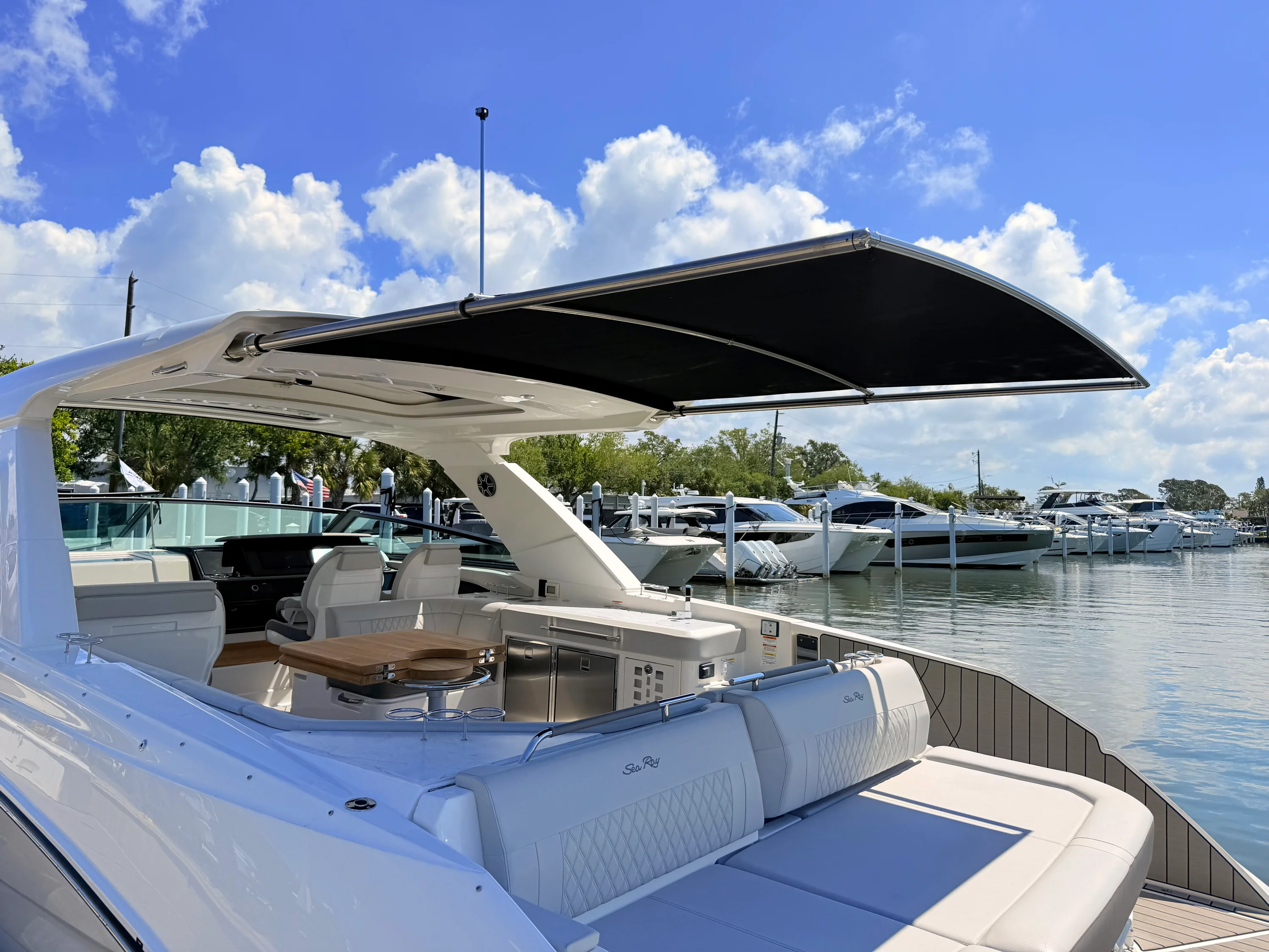 2026 Sea Ray SLX 400 Outboard Image Thumbnail #52