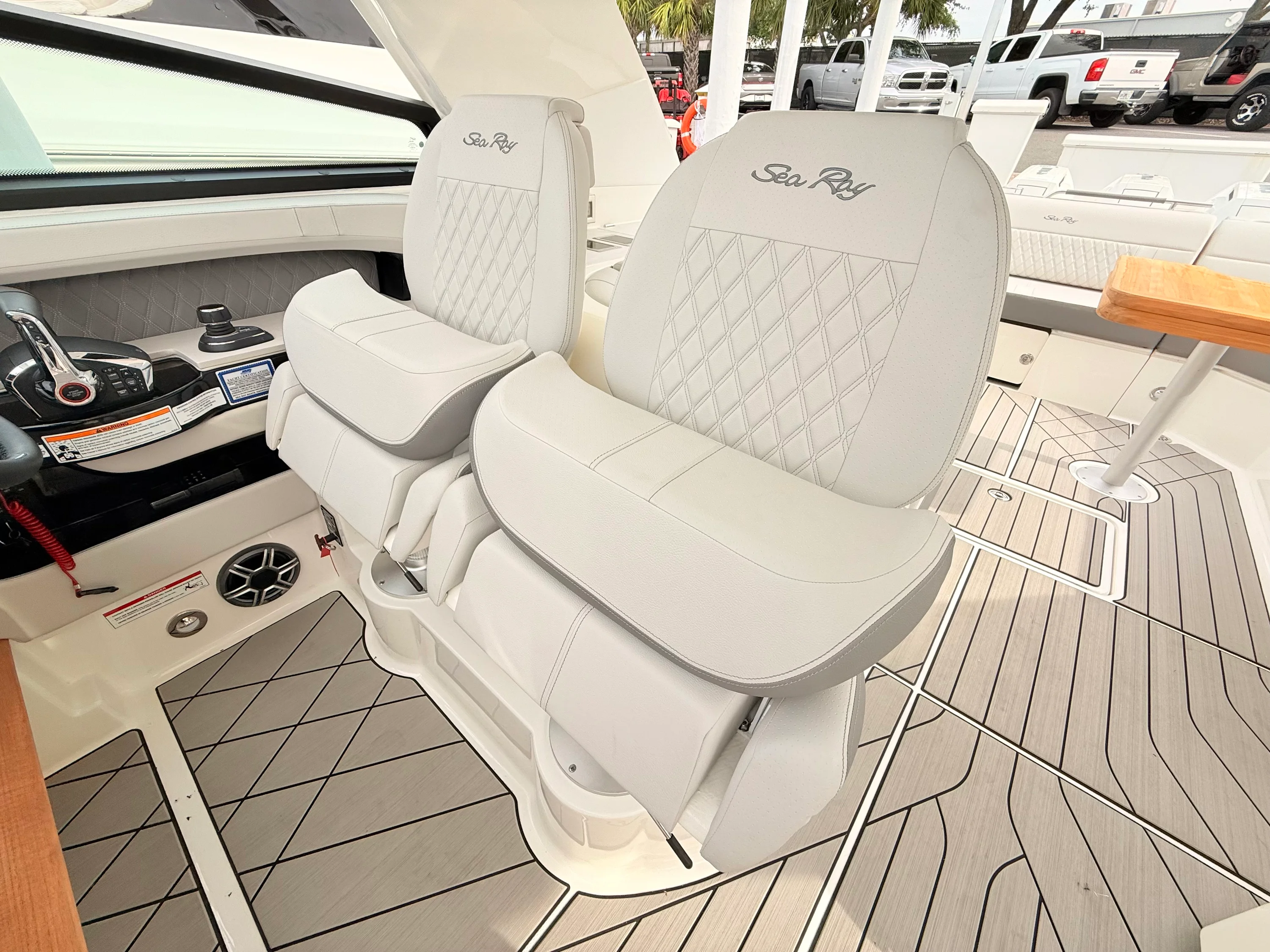 2026 Sea Ray SLX 400 Outboard Image Thumbnail #58