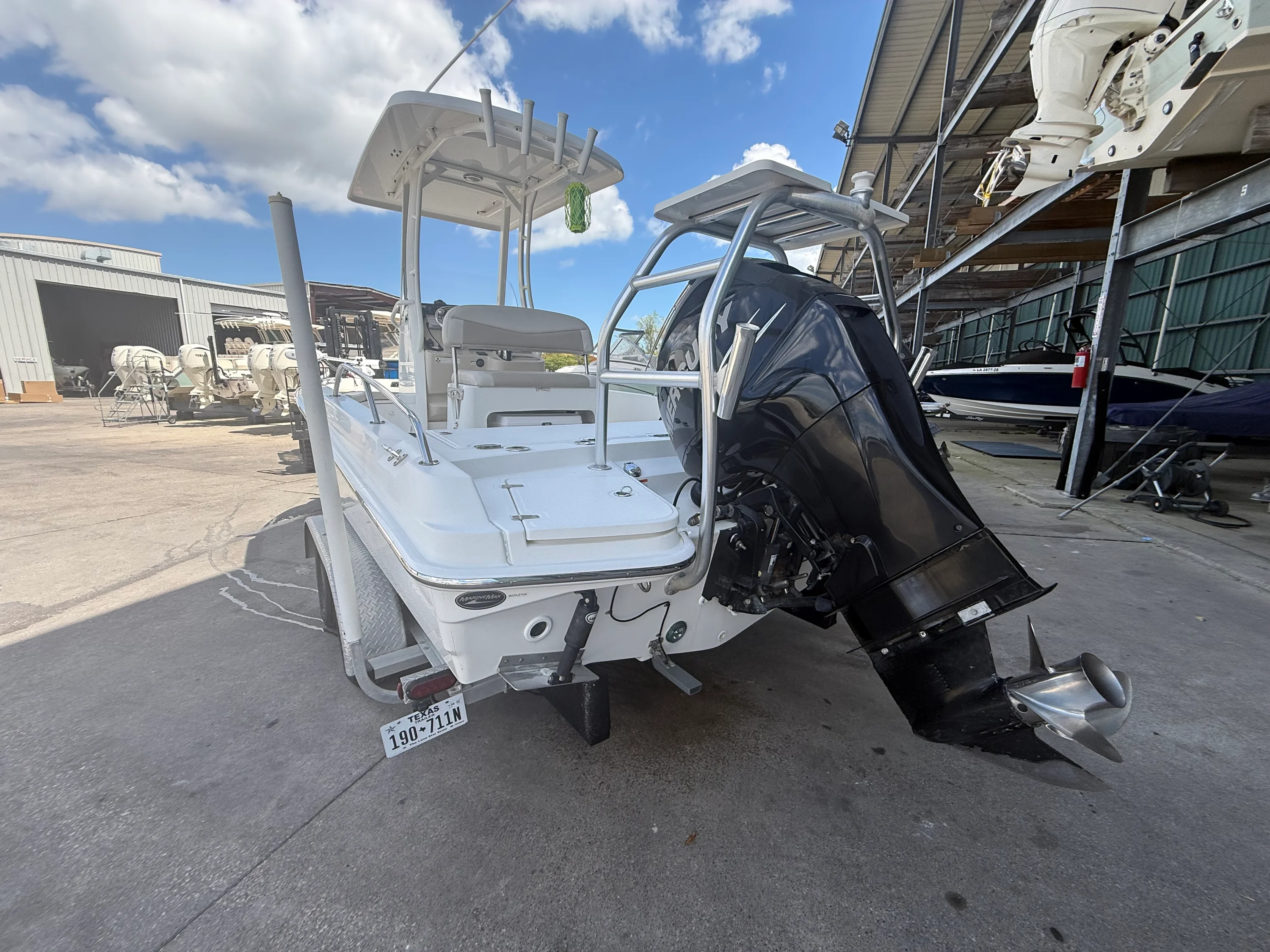 2018 Boston Whaler 210 DAUNTLESS Image Thumbnail #5