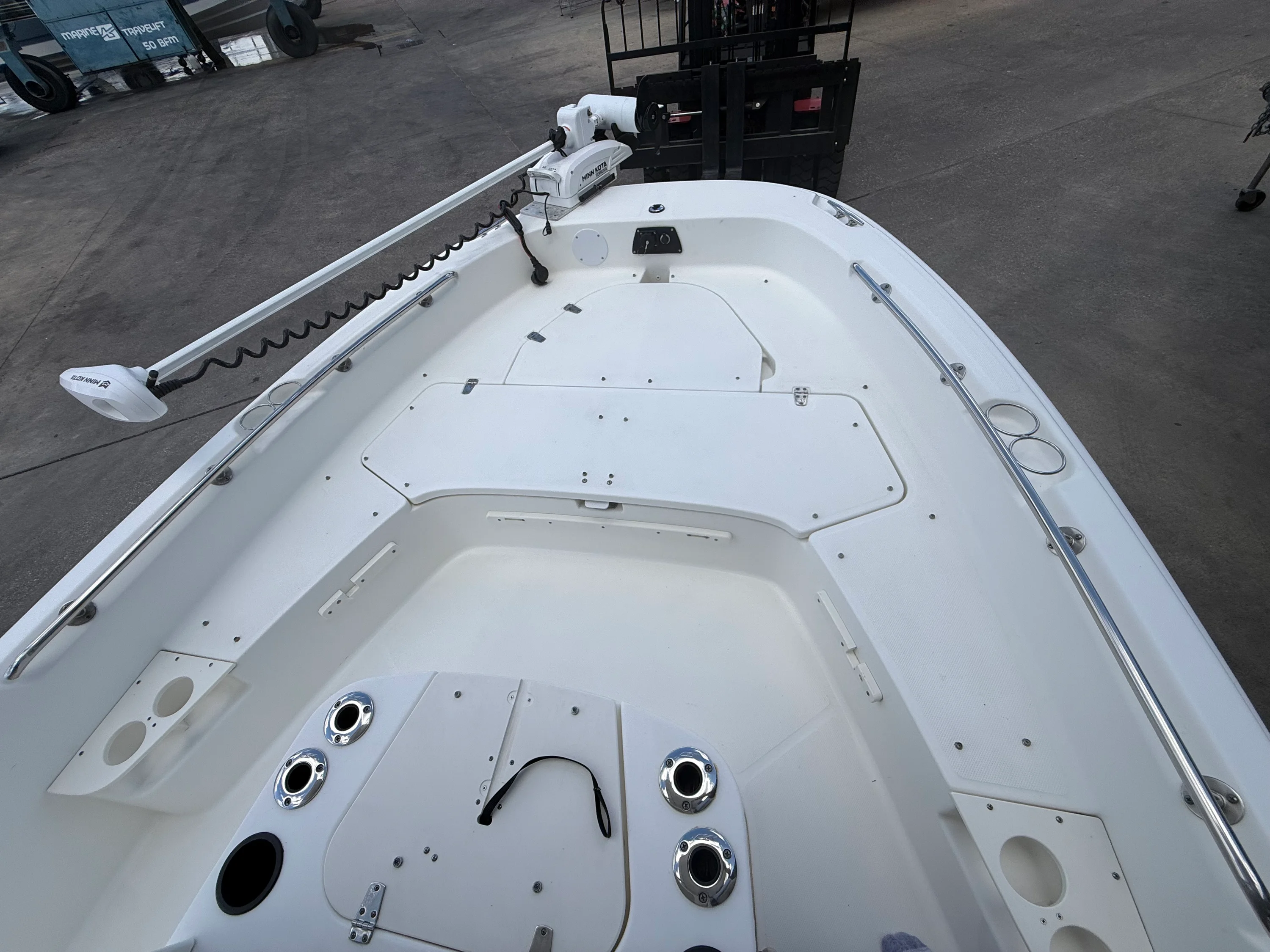 2018 Boston Whaler 210 DAUNTLESS Image Thumbnail #16