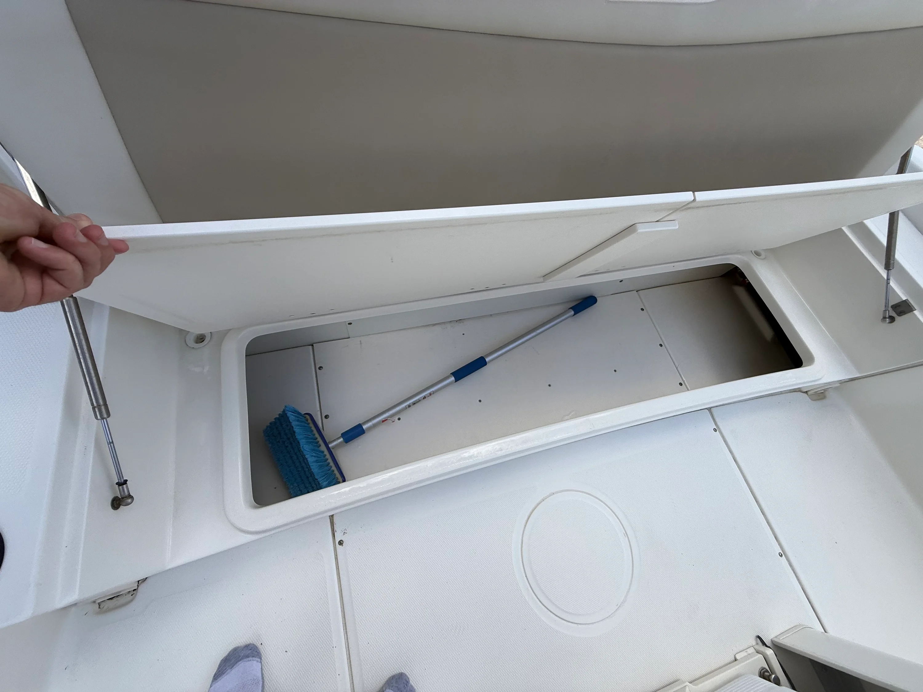 2018 Boston Whaler 210 DAUNTLESS Image Thumbnail #15