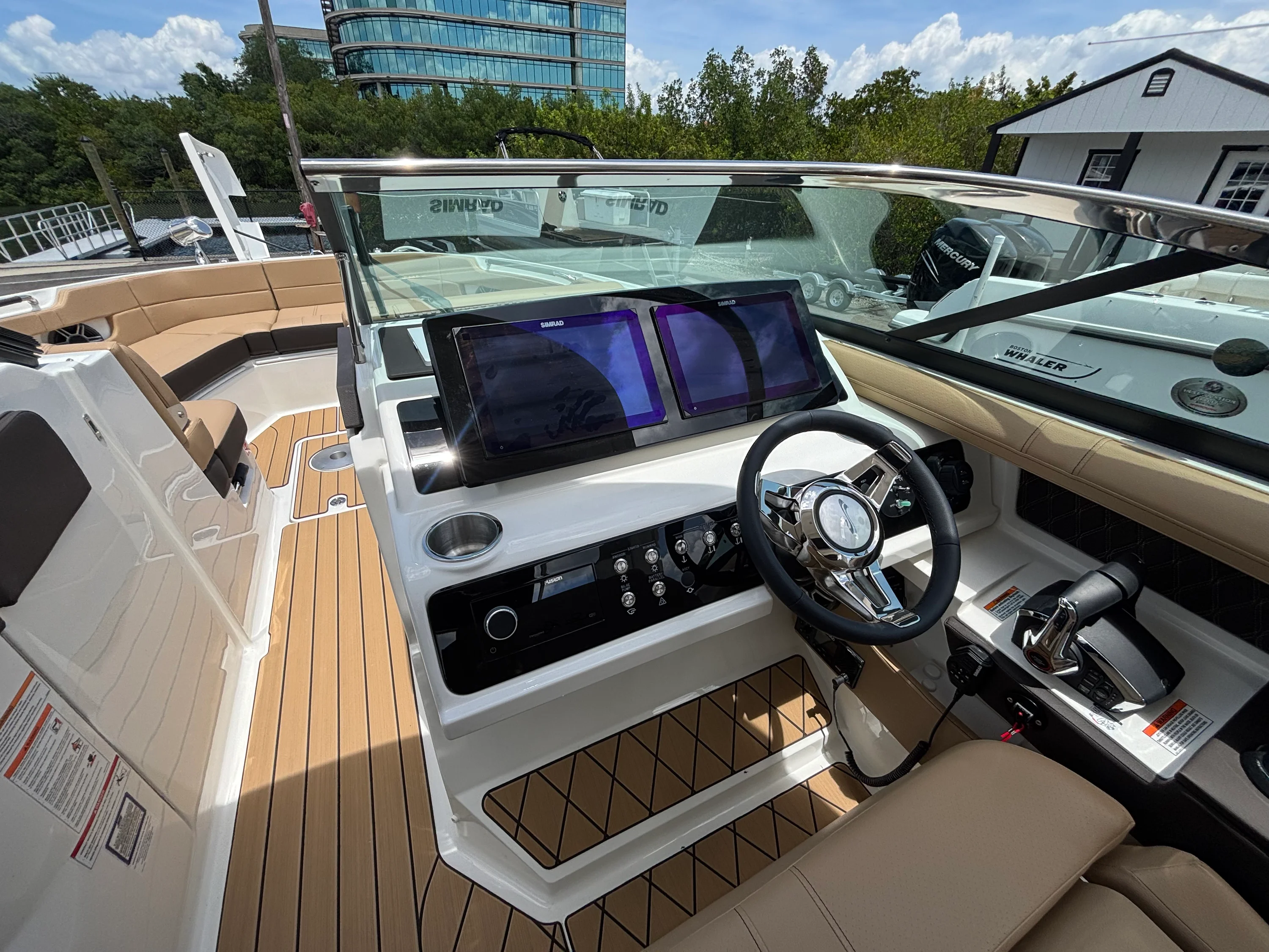 2026 Sea Ray SLX 310 Outboard Image Thumbnail #22