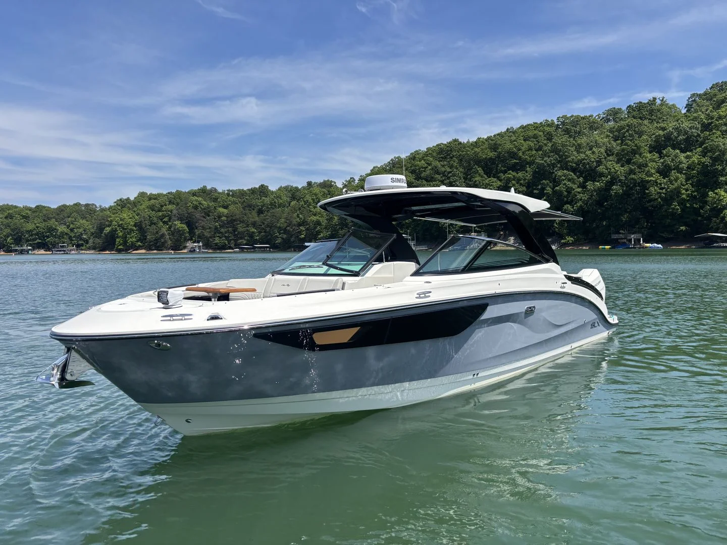 2026 Sea Ray SLX 360 OUTBOARD Image Thumbnail #30