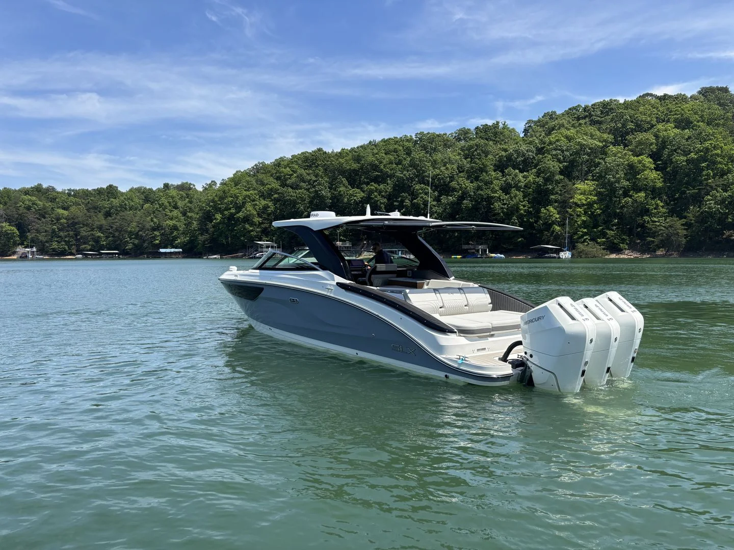 2026 Sea Ray SLX 360 OUTBOARD Image Thumbnail #5
