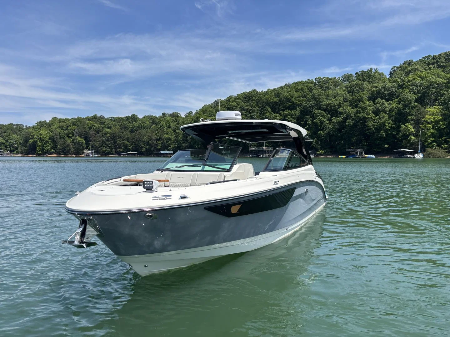 2026 Sea Ray SLX 360 OUTBOARD Image Thumbnail #3