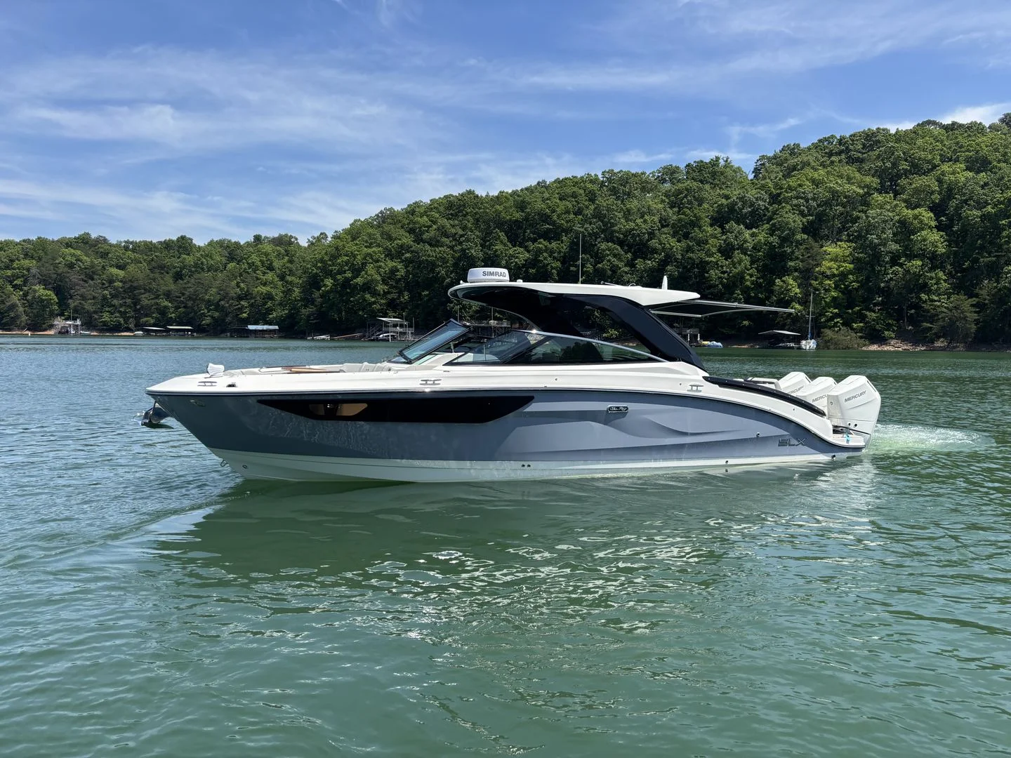 2026 Sea Ray SLX 360 OUTBOARD Image Thumbnail #28