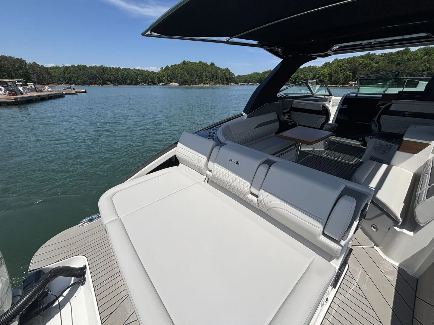 2026 Sea Ray SLX 360 OUTBOARD Image Thumbnail #6